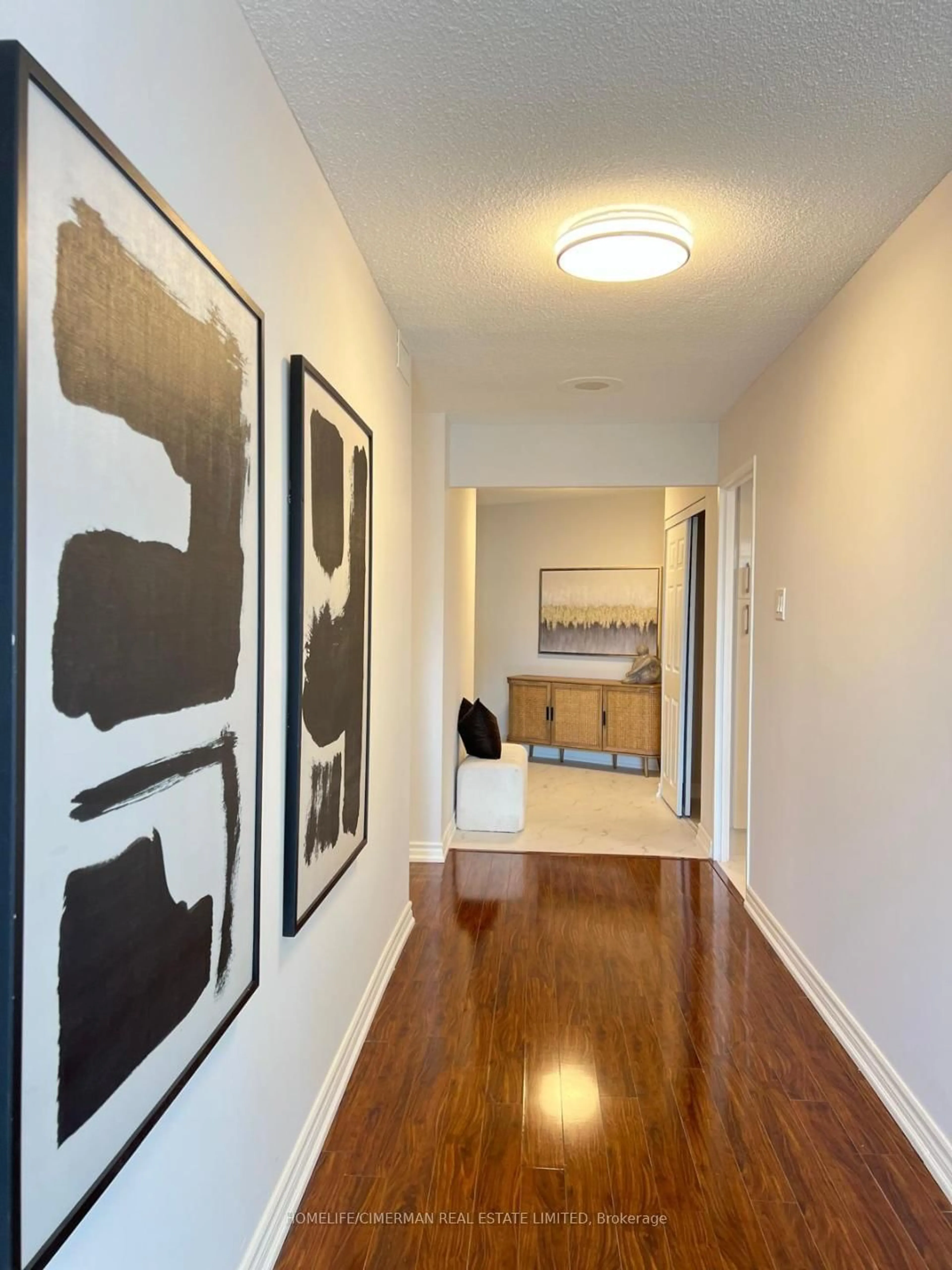 Indoor entryway for 2010 Islington Ave #601, Toronto Ontario M9P 3S8