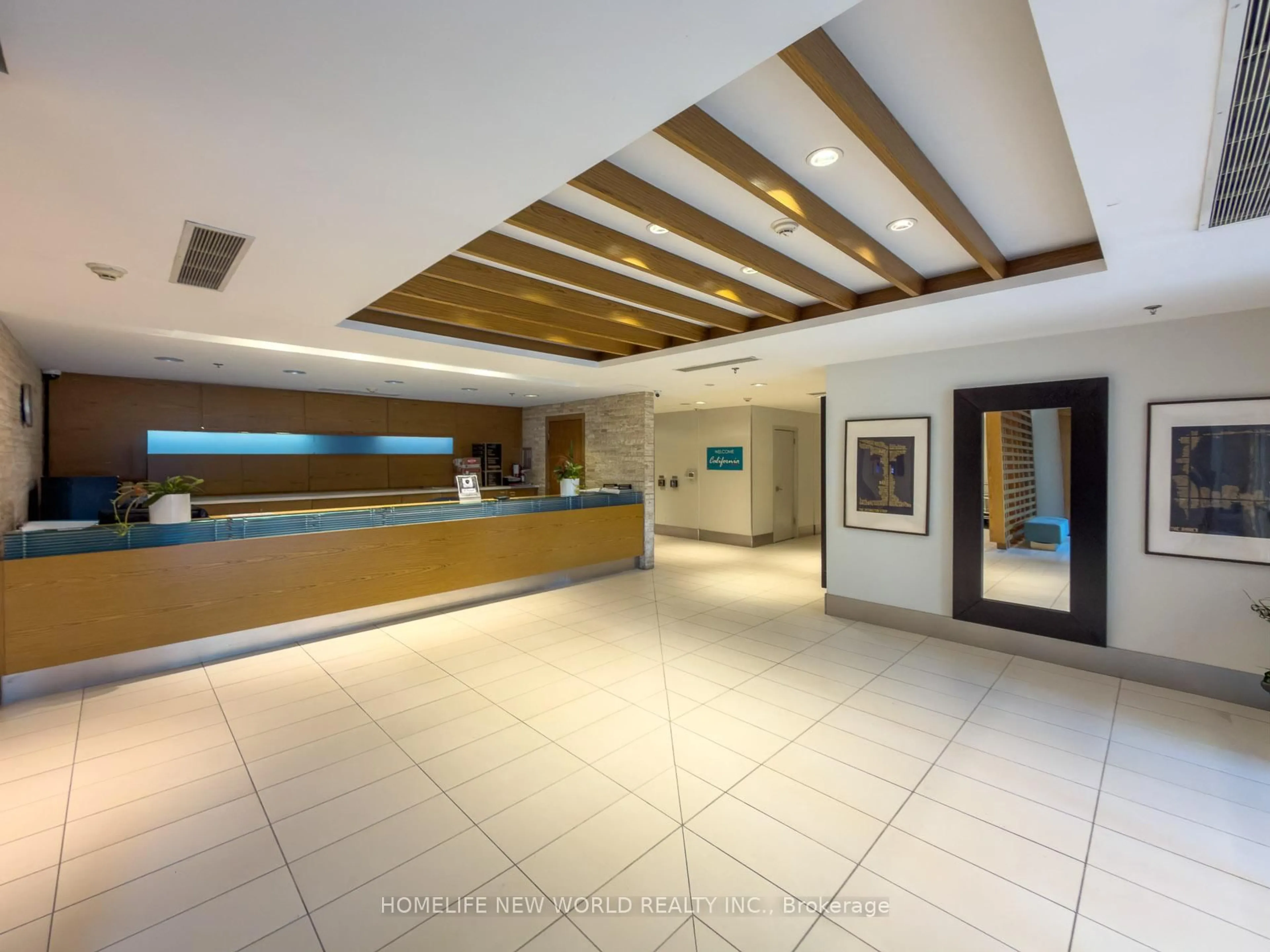 Lobby for 165 Legion Rd #1722, Toronto Ontario M8Y 0B3