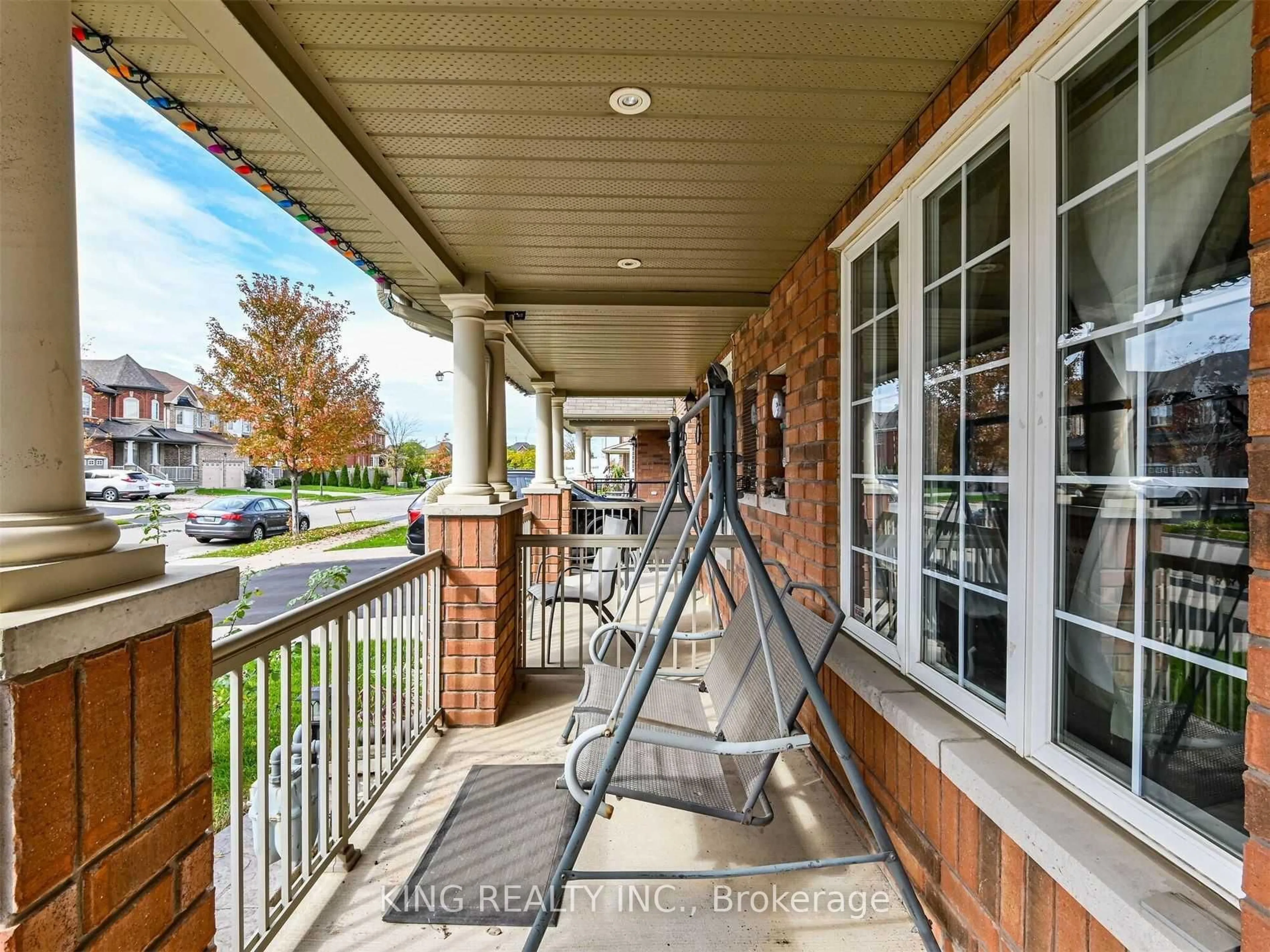 Patio, street for 23 Wall St, Brampton Ontario L6R 0N2