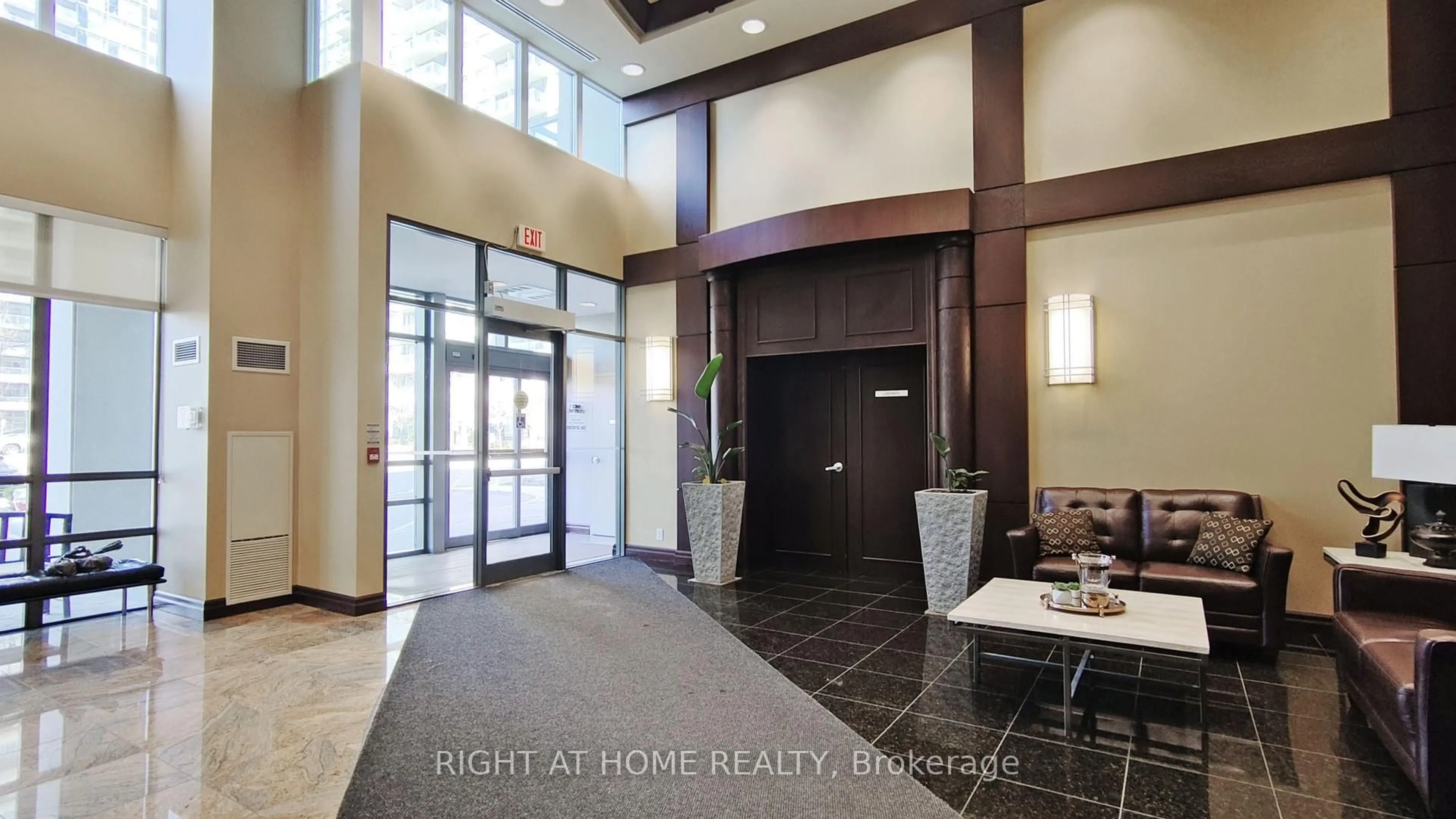 Lobby for 335 Rathburn Rd #211, Mississauga Ontario L5B 0C8