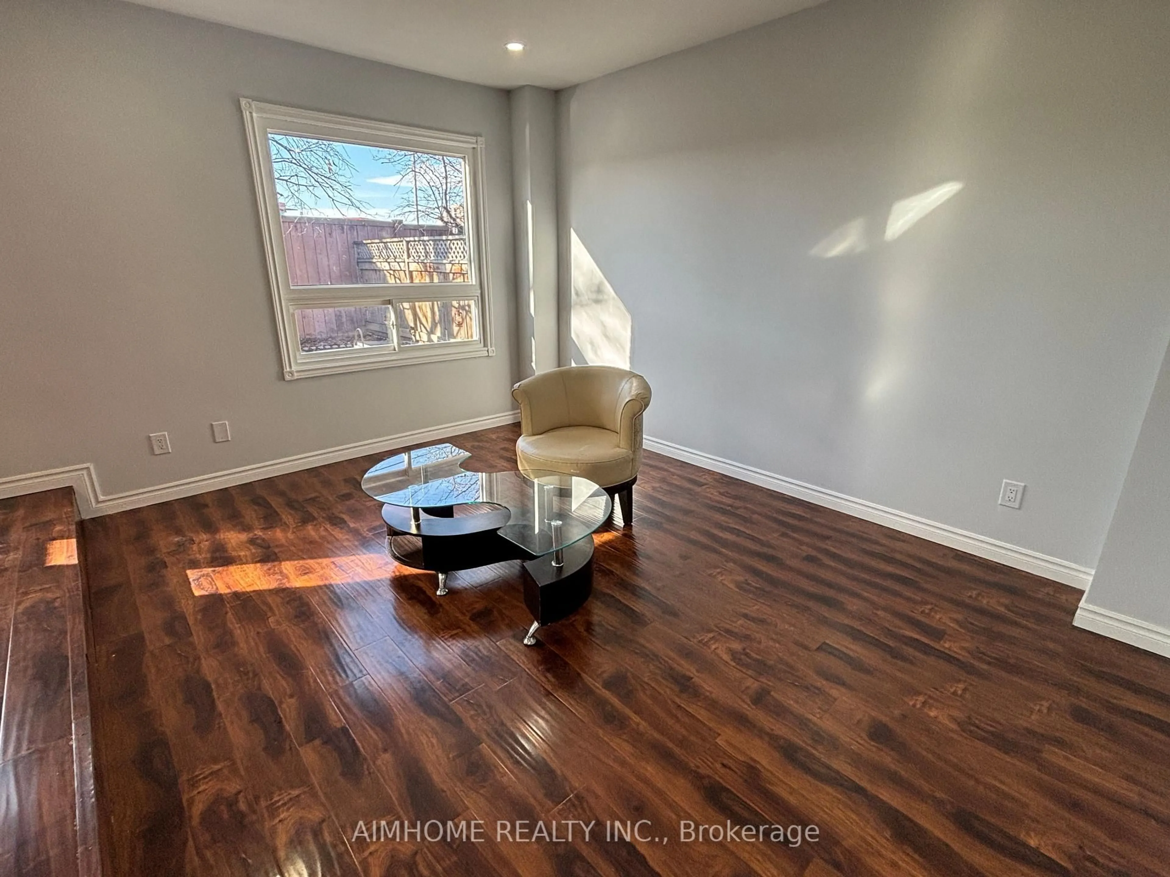 A pic of a room for 4635 Regents Terr #23, Mississauga Ontario L5R 1X2