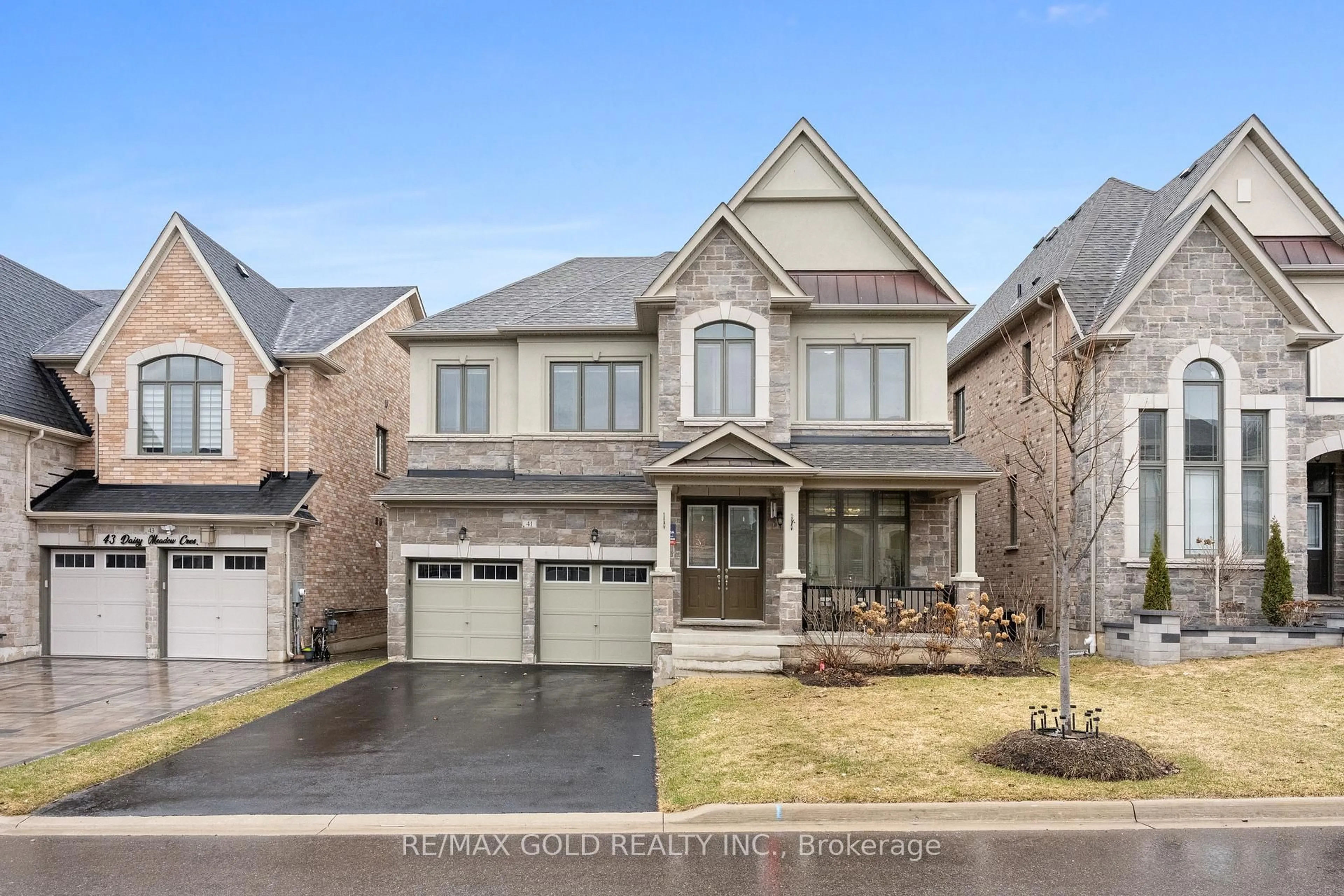Home with brick exterior material, street for 41 Daisy Meadow Cres, Caledon Ontario L7C 4G3