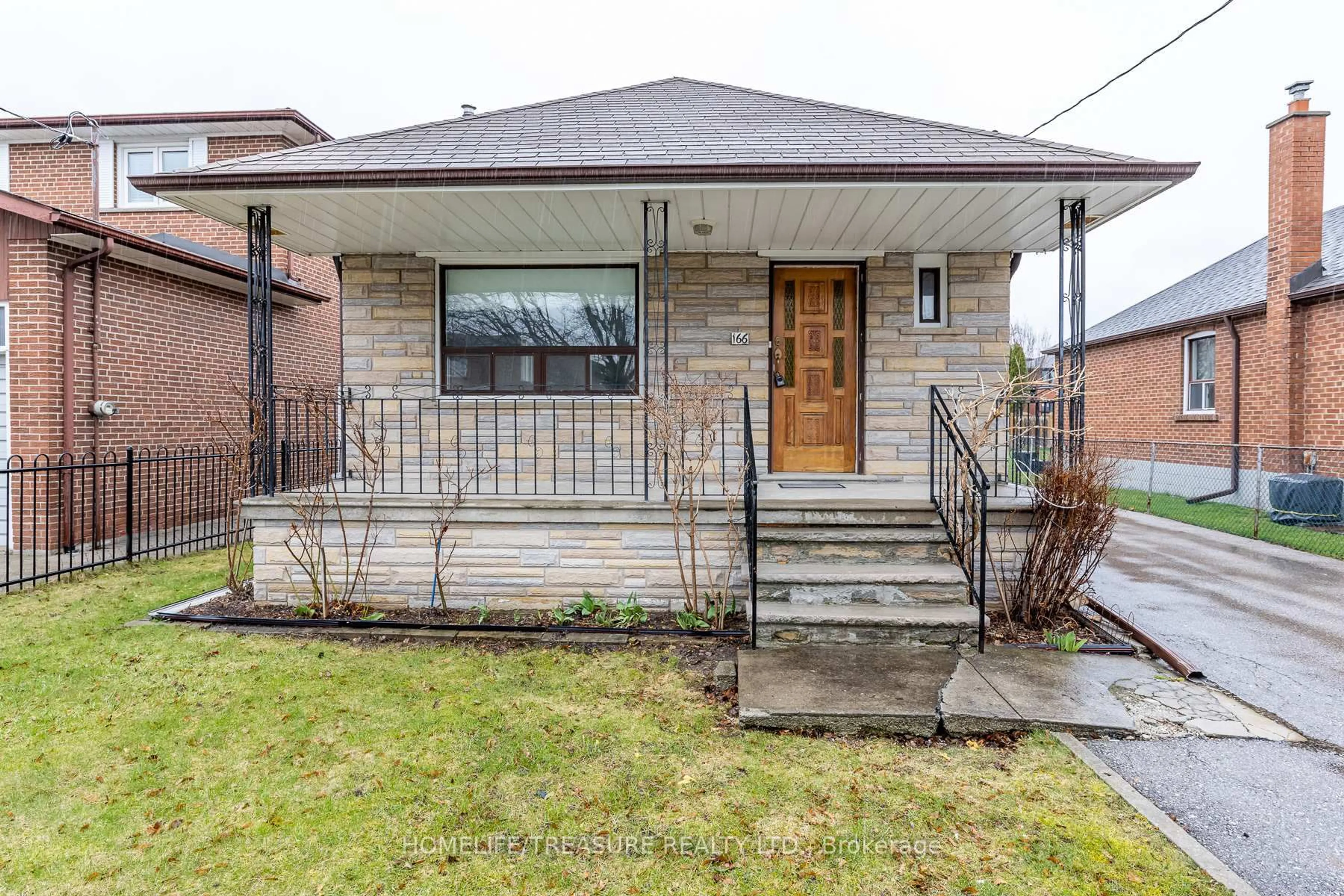 Home with brick exterior material, street for 166 Delta St, Toronto Ontario M8W 4E5