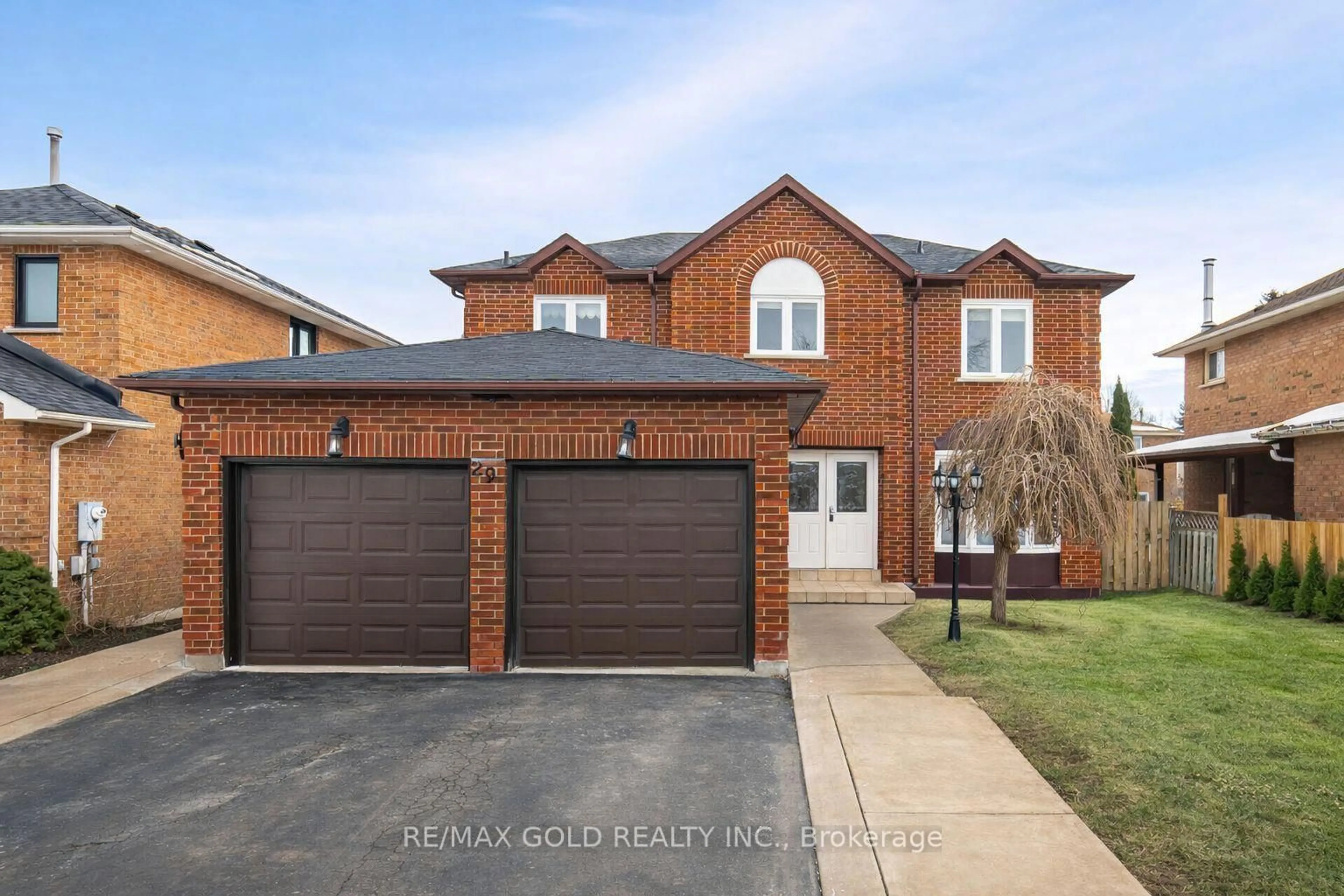 Home with brick exterior material, street for 29 Brydon Cres, Brampton Ontario L6X 3K2