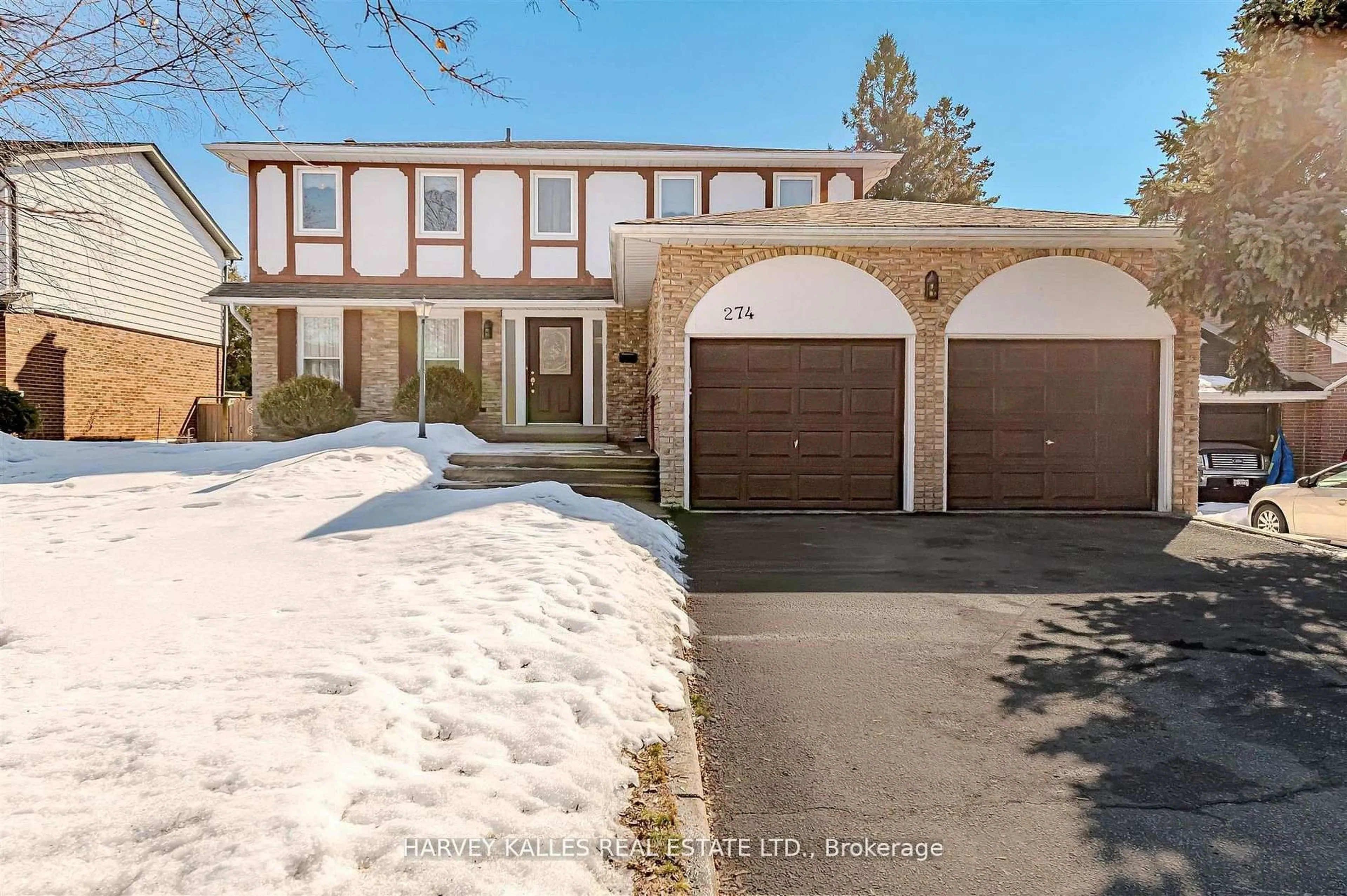 Unknown for 274 Mcgill St, Mississauga Ontario L5A 1V4