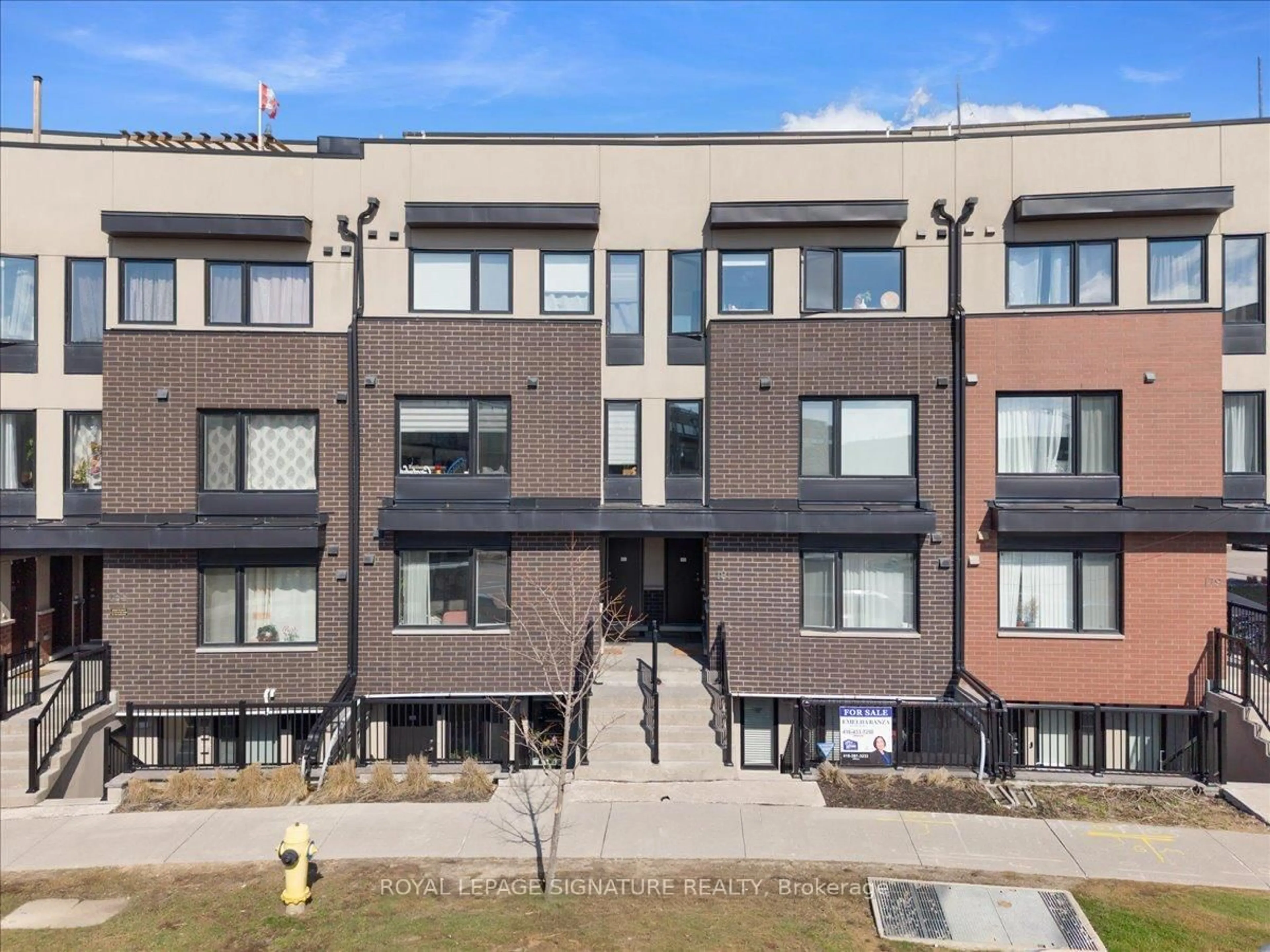 Home with brick exterior material, building for 181 William Duncan Rd #8, Toronto Ontario M3K 0B7