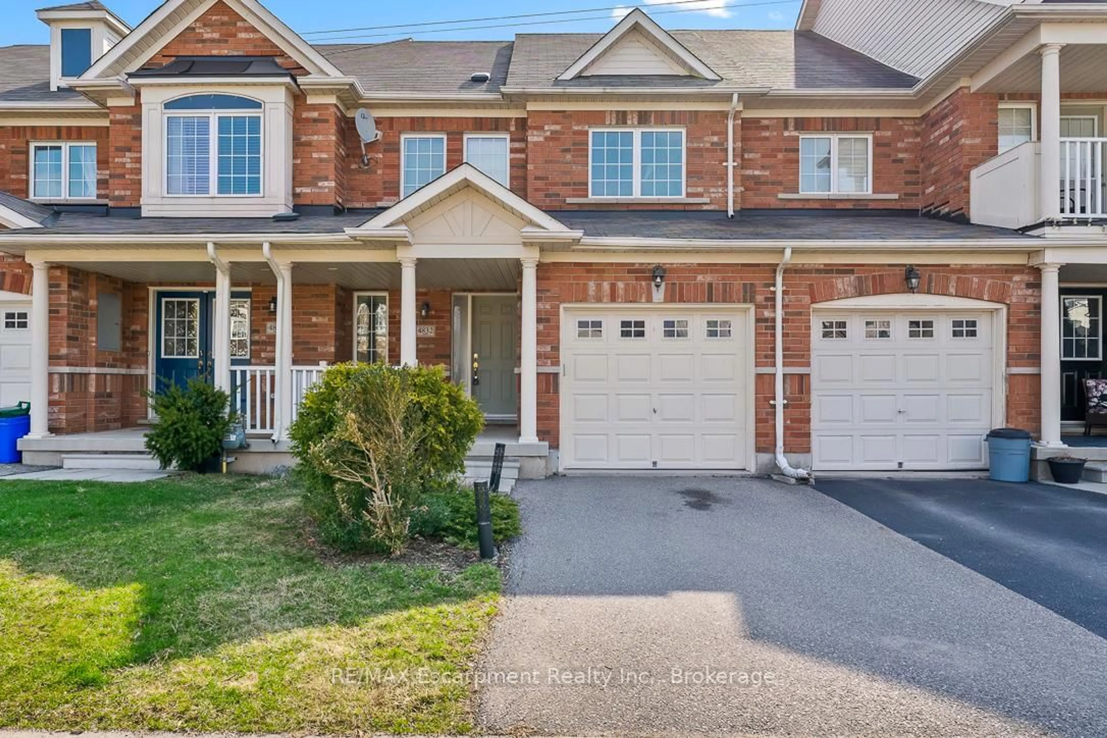 Home with brick exterior material, street for 4832 Capri Cres, Burlington Ontario L7M 0H9