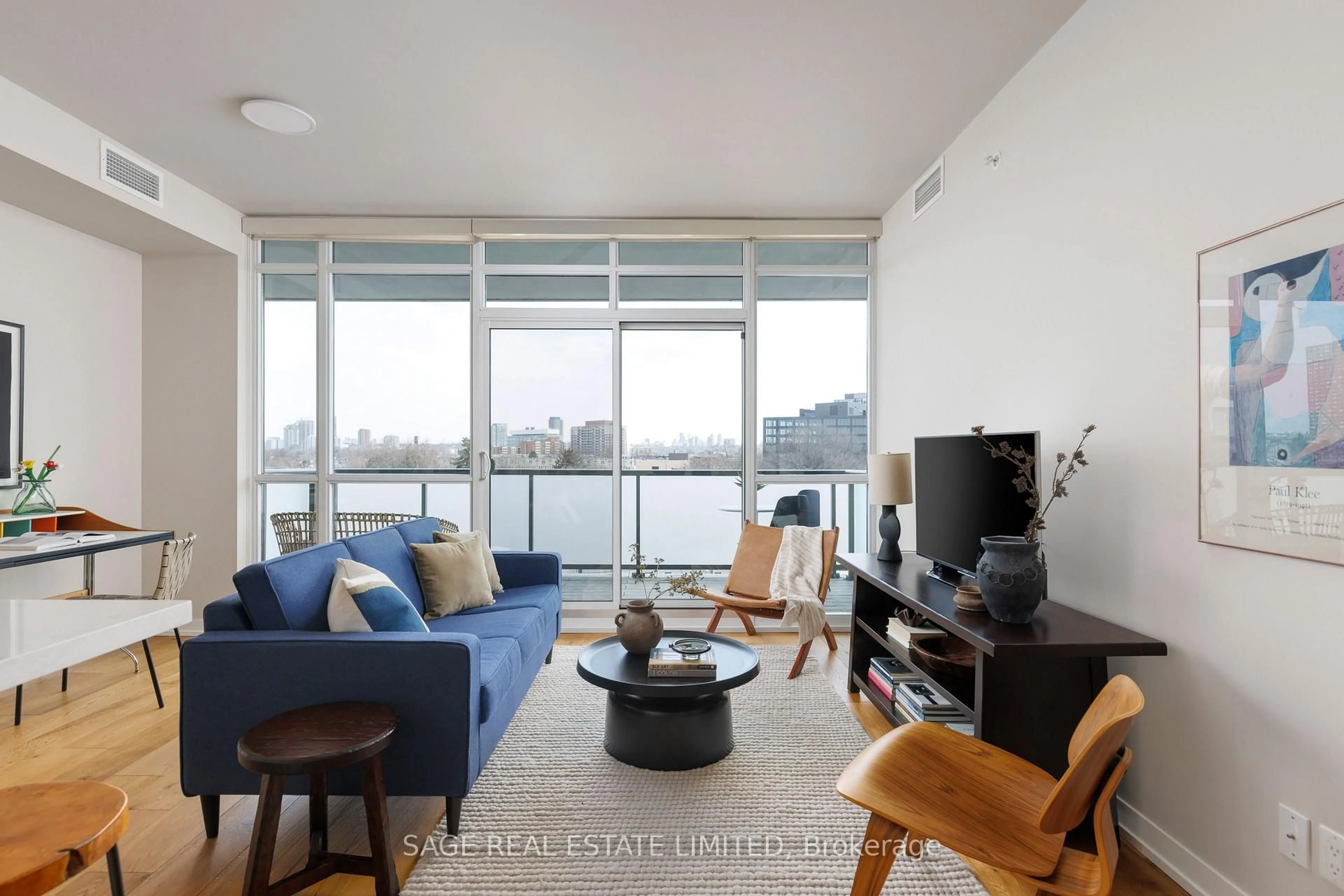 Living room with furniture, unknown for 36 Howard Park Ave #707, Toronto Ontario M6R 0A5