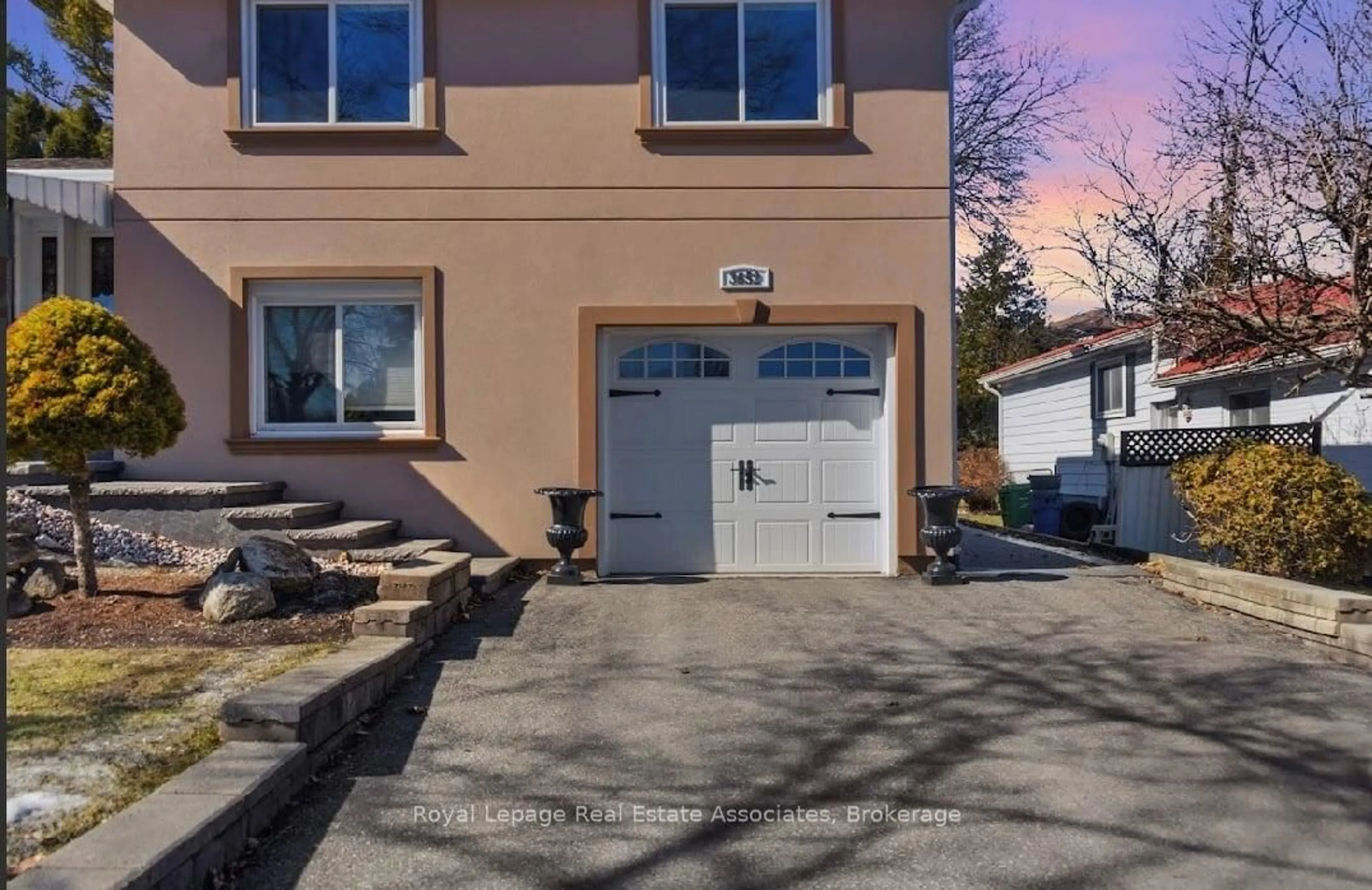 Unknown for 3652 Haven Glenn, Mississauga Ontario L4X 1X8