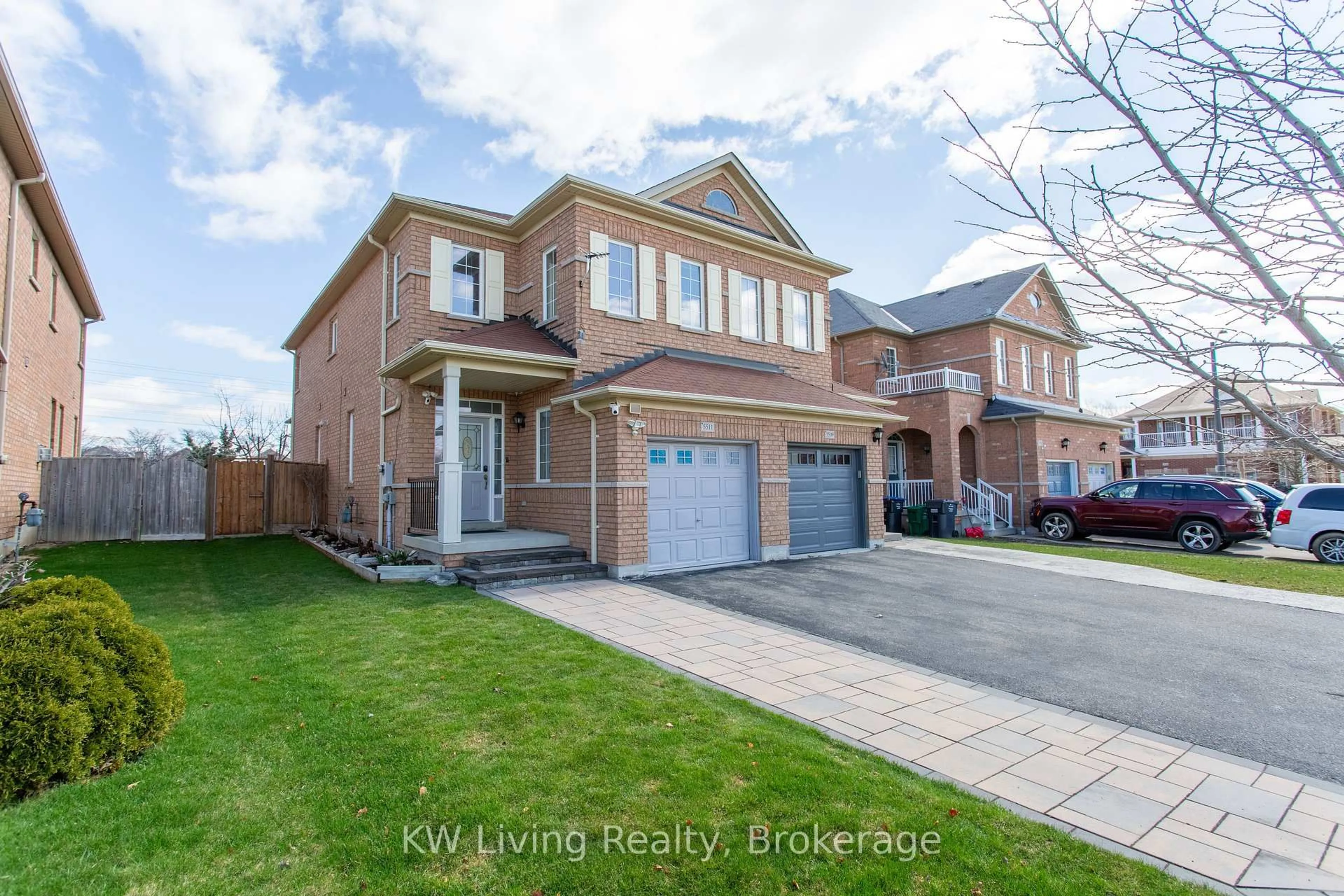 Home with brick exterior material, street for 5511 Velda Rd, Mississauga Ontario L5M 0N5