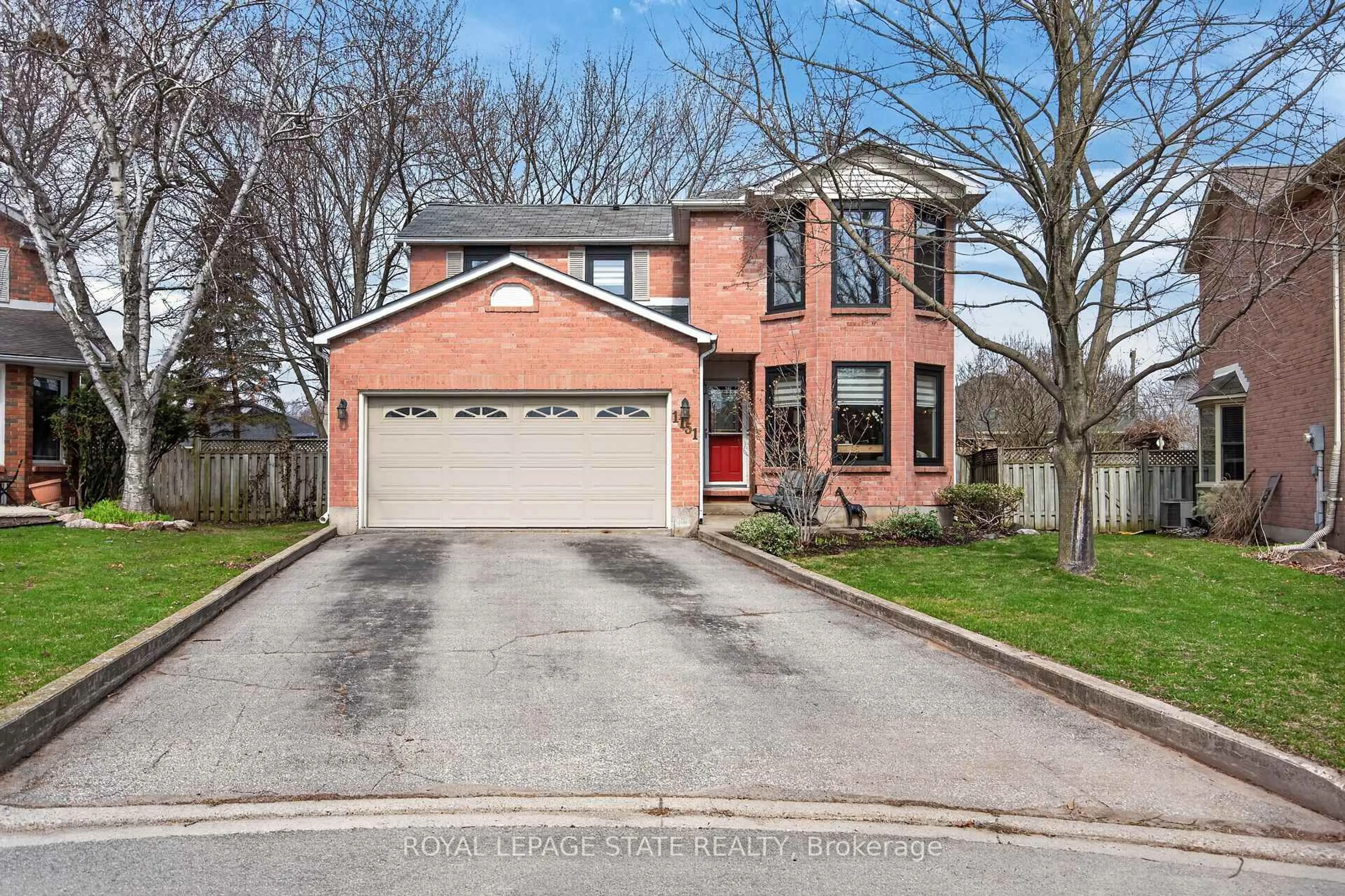 Home with brick exterior material, street for 1151 Campbell Crt, Burlington Ontario L7S 1Z7