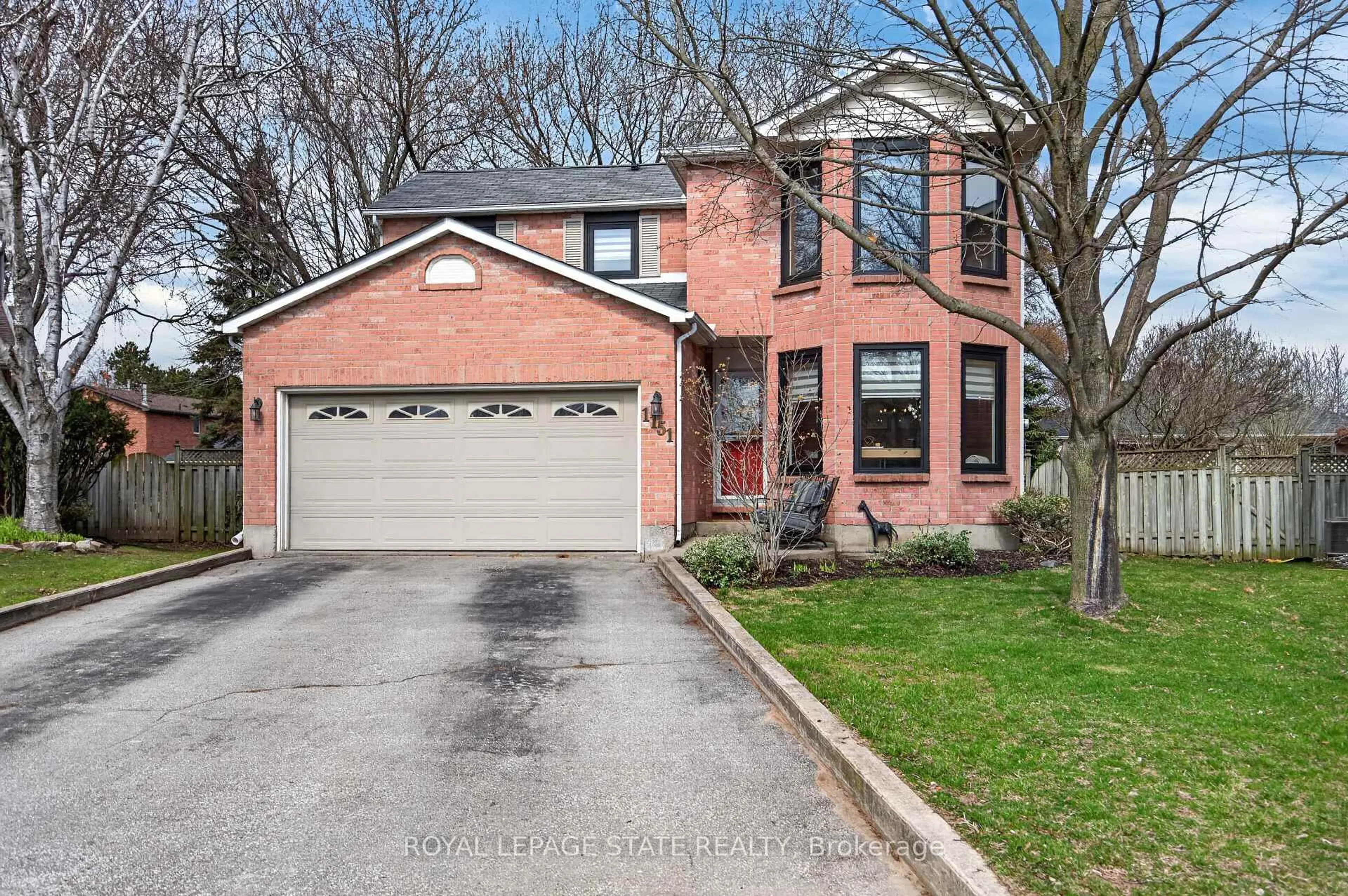 Home with brick exterior material, street for 1151 Campbell Crt, Burlington Ontario L7S 1Z7