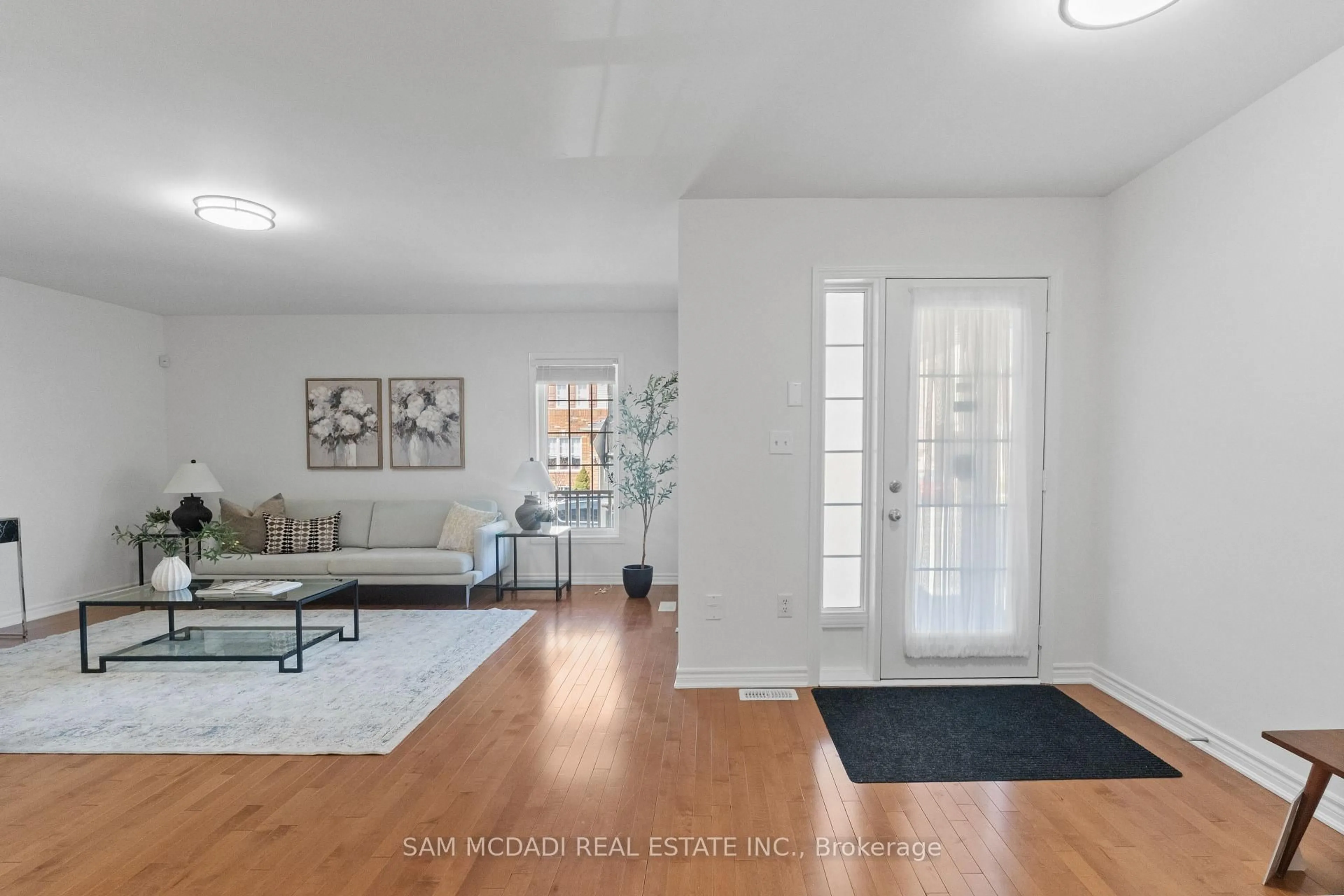 Indoor entryway for 35 Haverty Tr, Brampton Ontario L7A 0S2