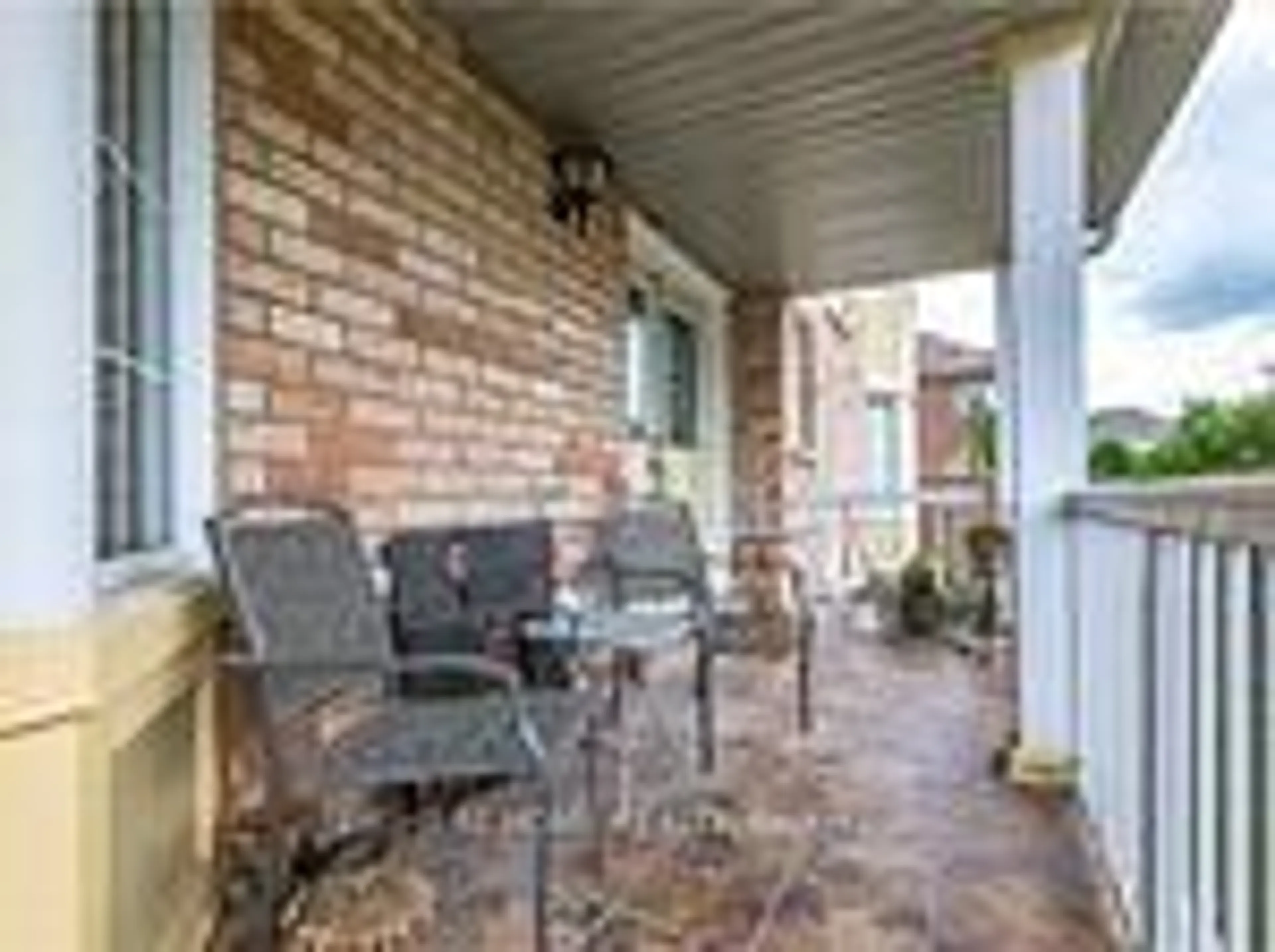 Patio, street for 1074 Mccuaig Dr, Milton Ontario L9T 6T2