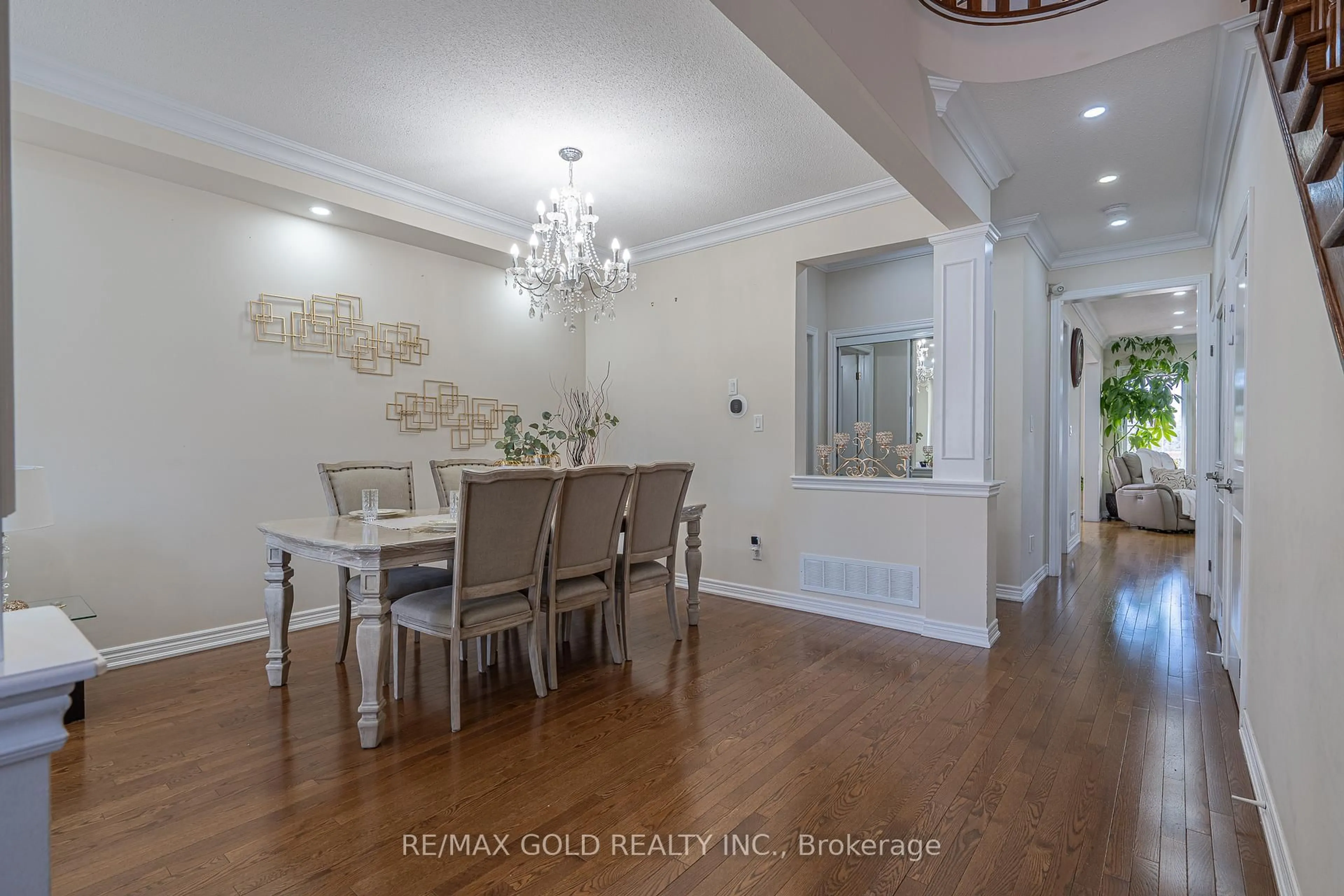 Dining room, unknown for 36 Naperton Dr, Brampton Ontario L6R 0Z5