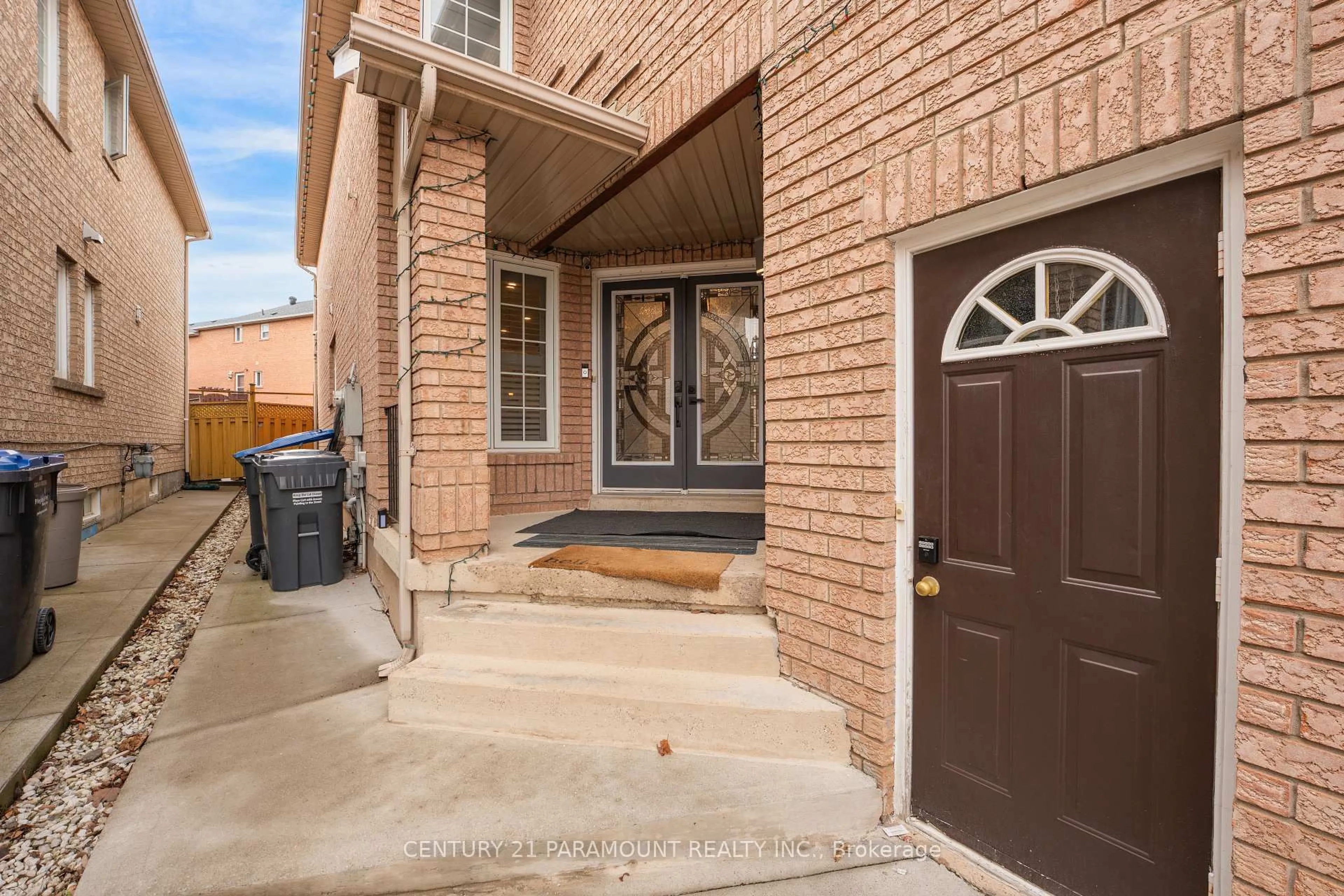 Home with brick exterior material, street for 77 Tumbleweed Tr, Brampton Ontario L6Y 4Z9