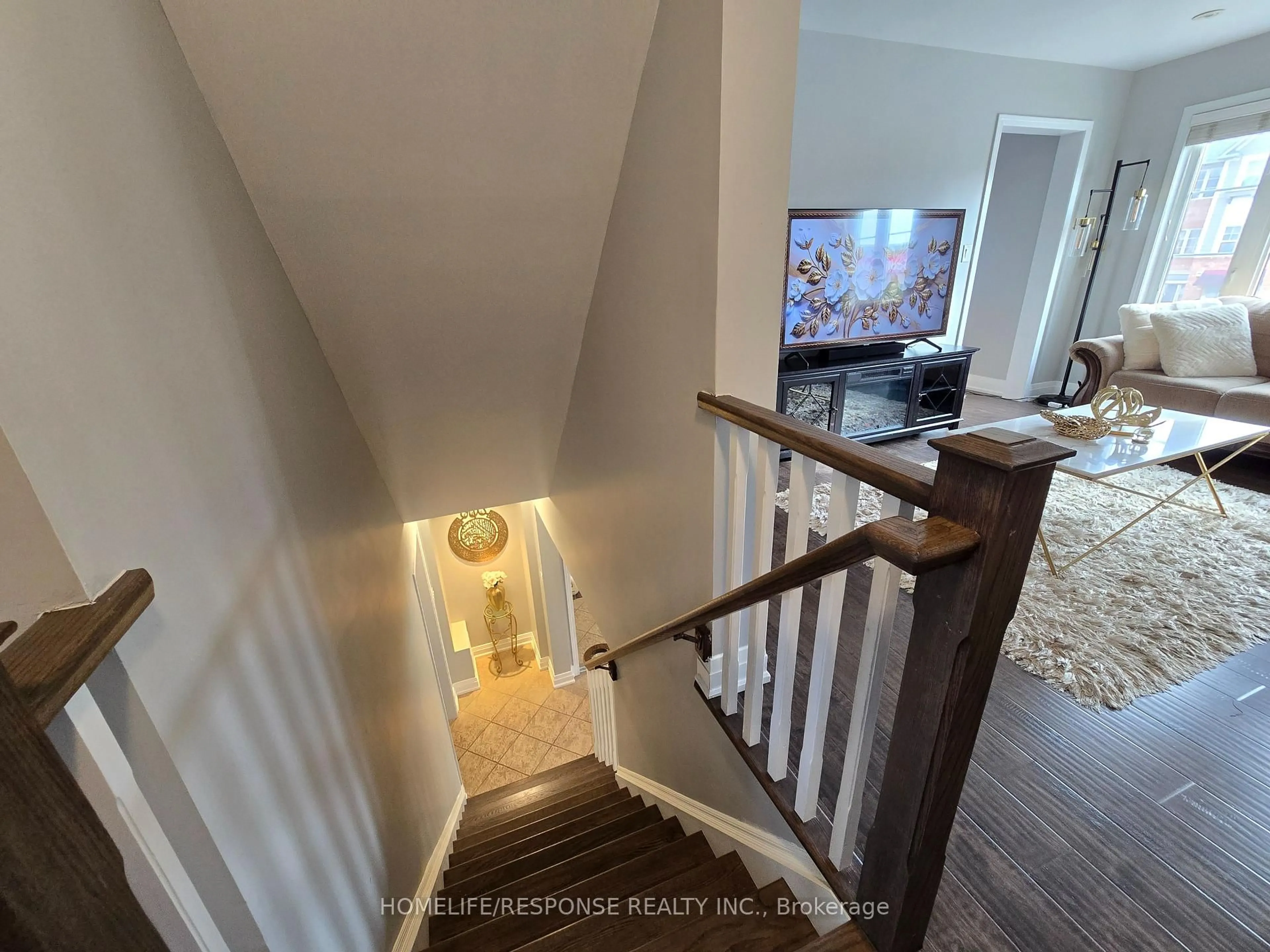 Unknown for 635 SCOTT Blvd, Milton Ontario L9T 0P2