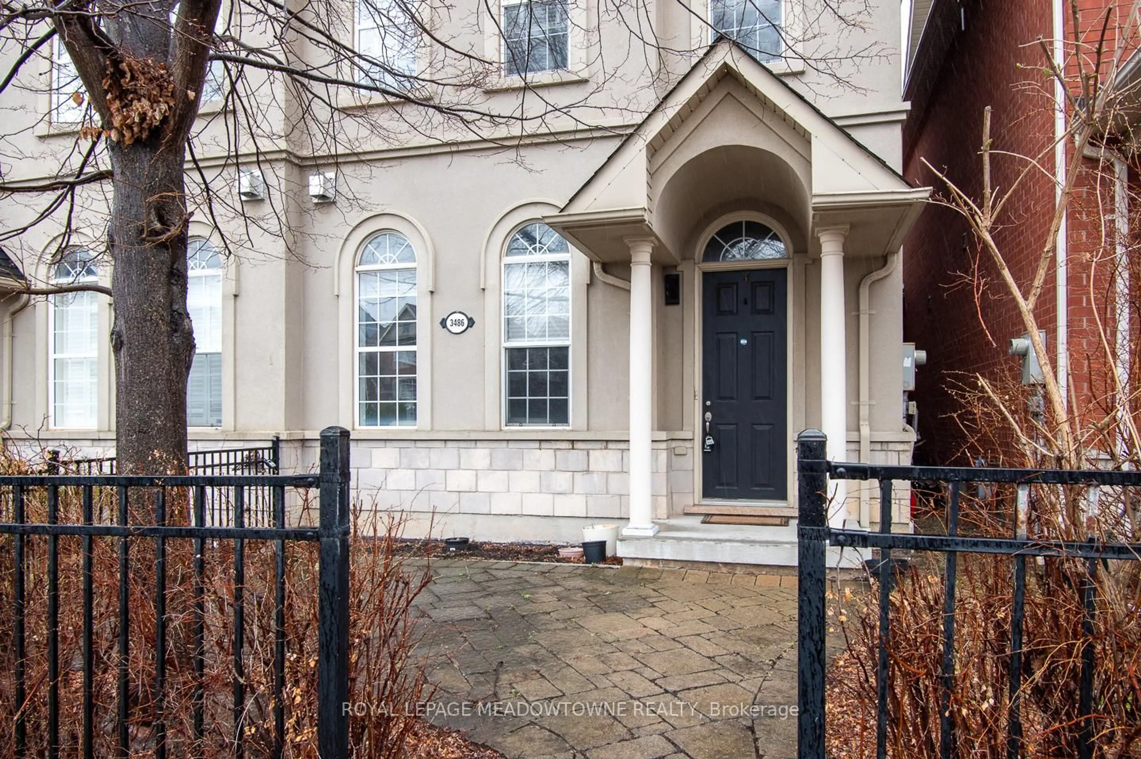 Unknown for 3486 Eglinton Ave, Mississauga Ontario L5M 7P4