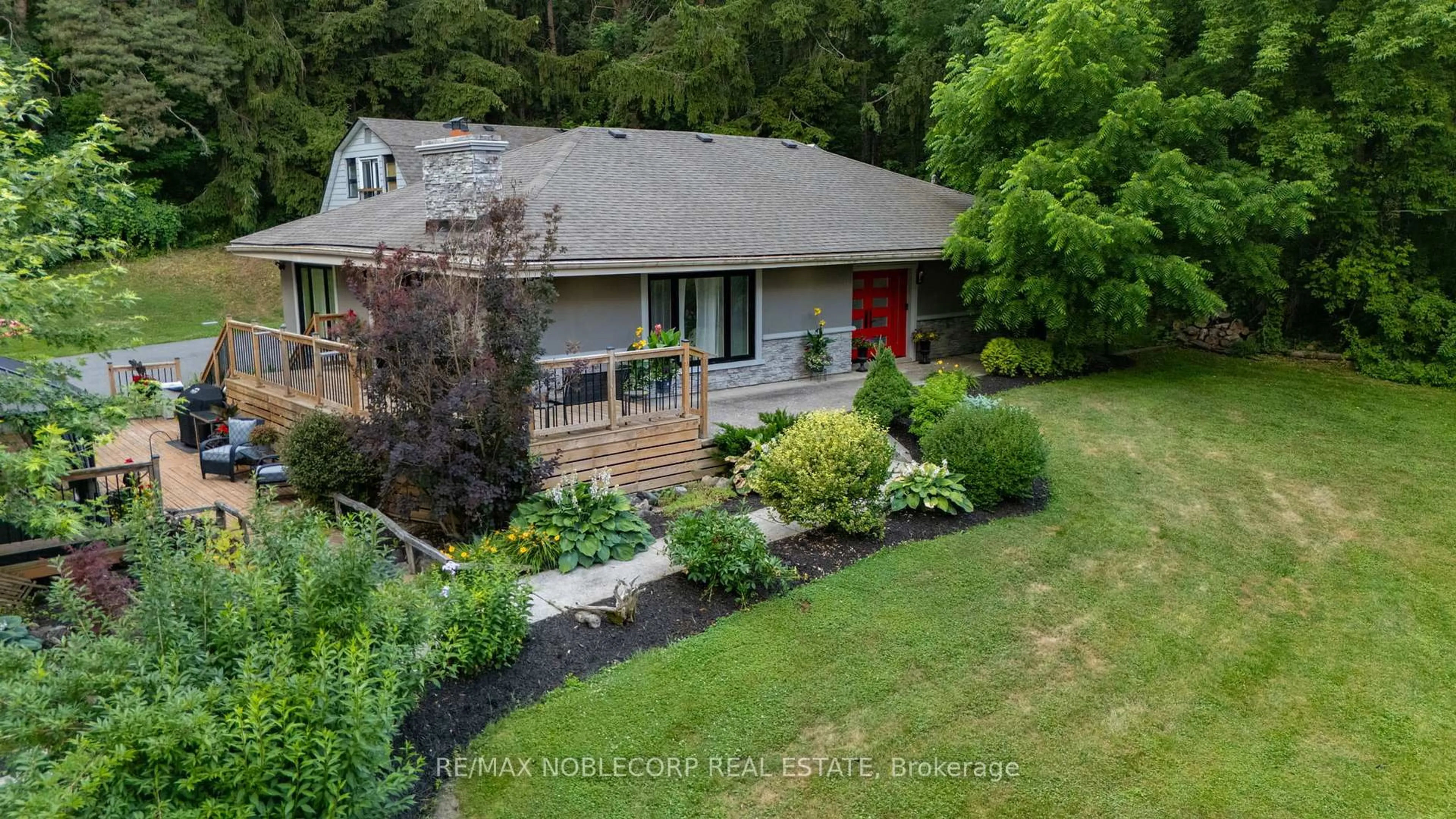 A pic from outside/outdoor area/front of a property/back of a property/a pic from drone, unknown for 9240 Castlederg Sdrd, Caledon Ontario L7E 0S2