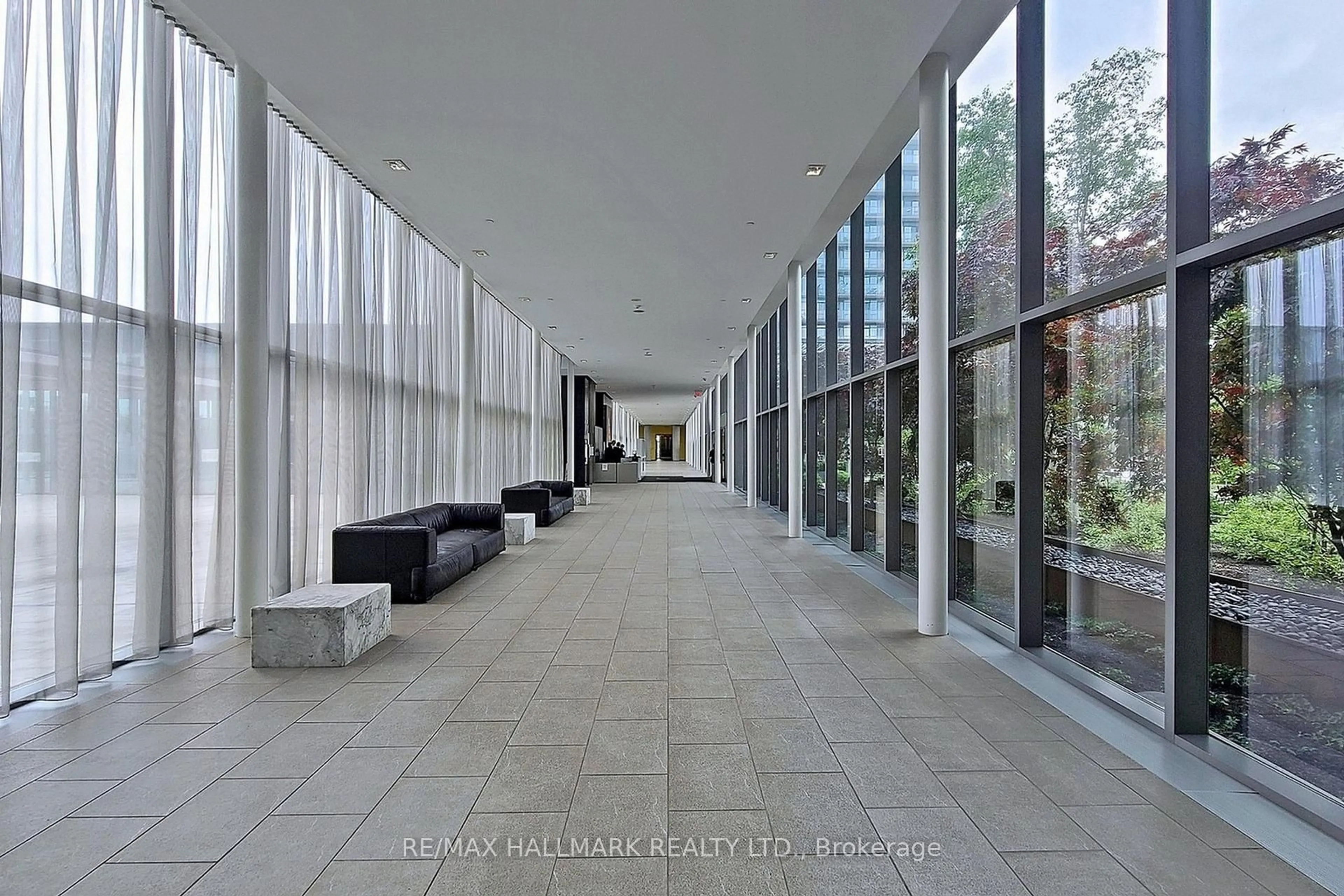 Indoor foyer for 103 The Queensway Way #1613, Toronto Ontario M6S 5B3