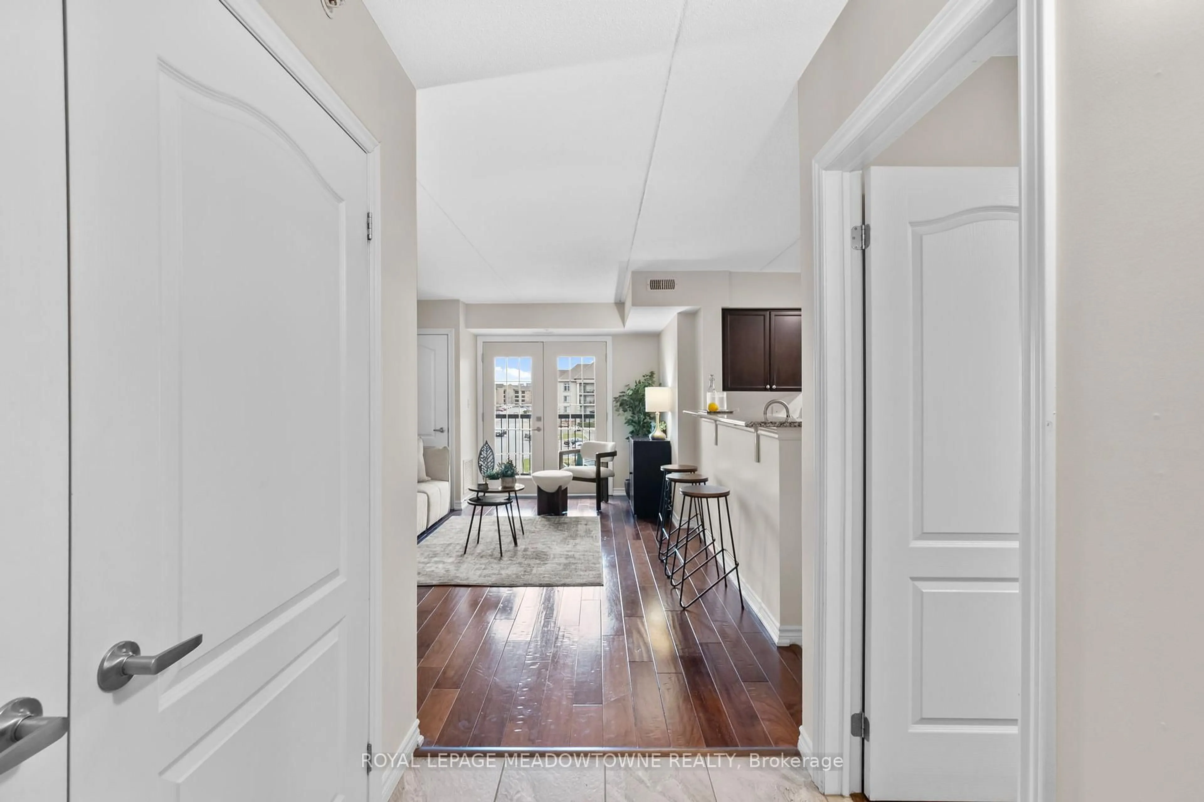 Indoor entryway for 1470 Main St #310, Milton Ontario L9T 8W6