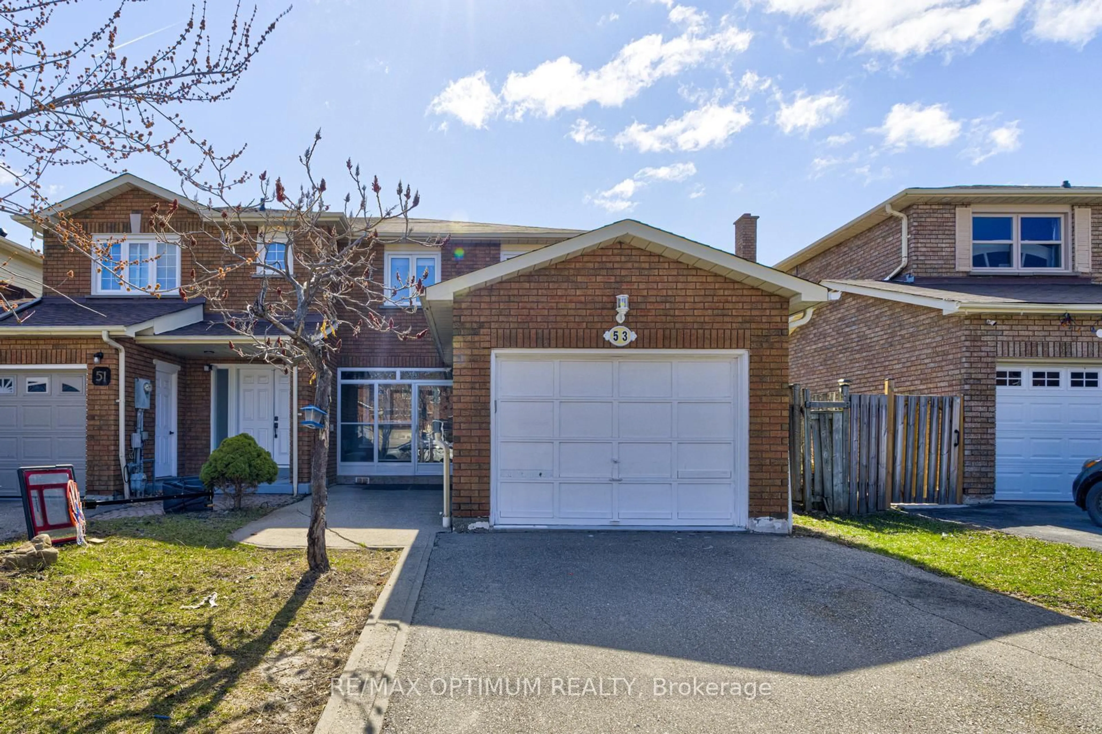 Home with brick exterior material, street for 53 Dutch Cres, Brampton Ontario L6Y 3X2