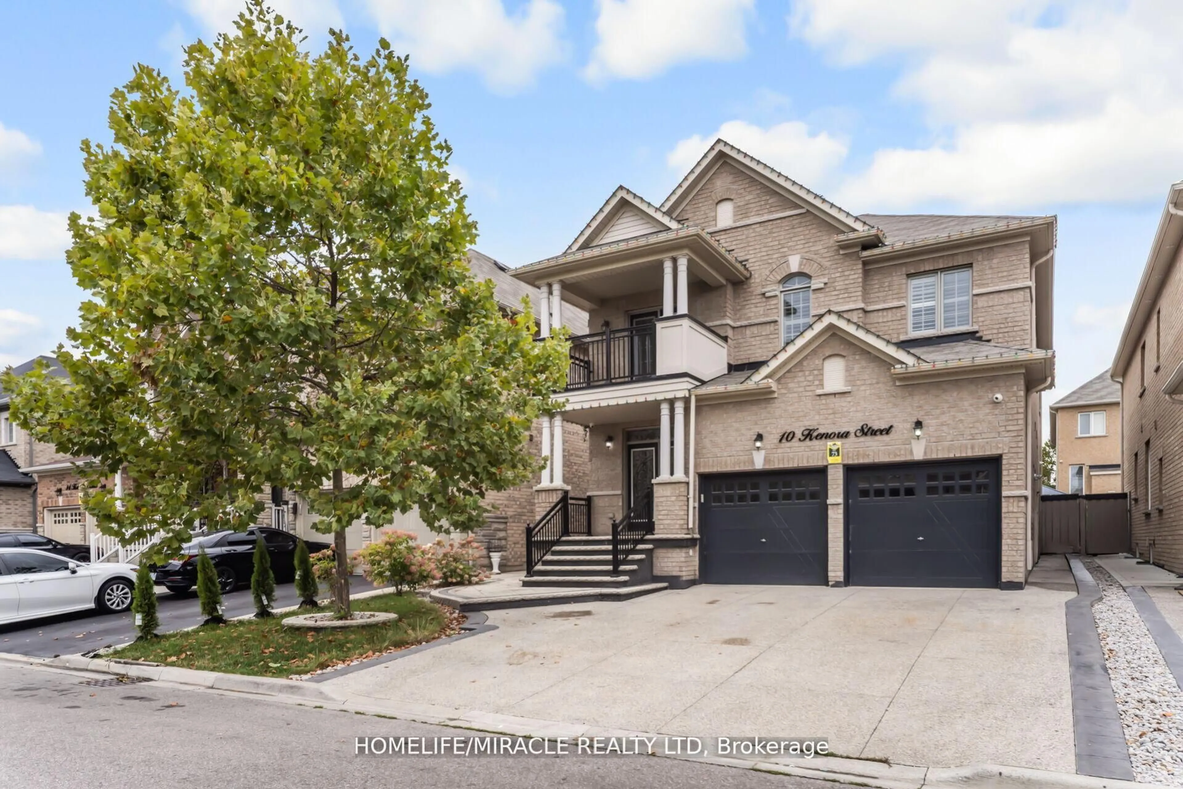 Home with brick exterior material, street for 10 Kenora St, Brampton Ontario L6X 5N8