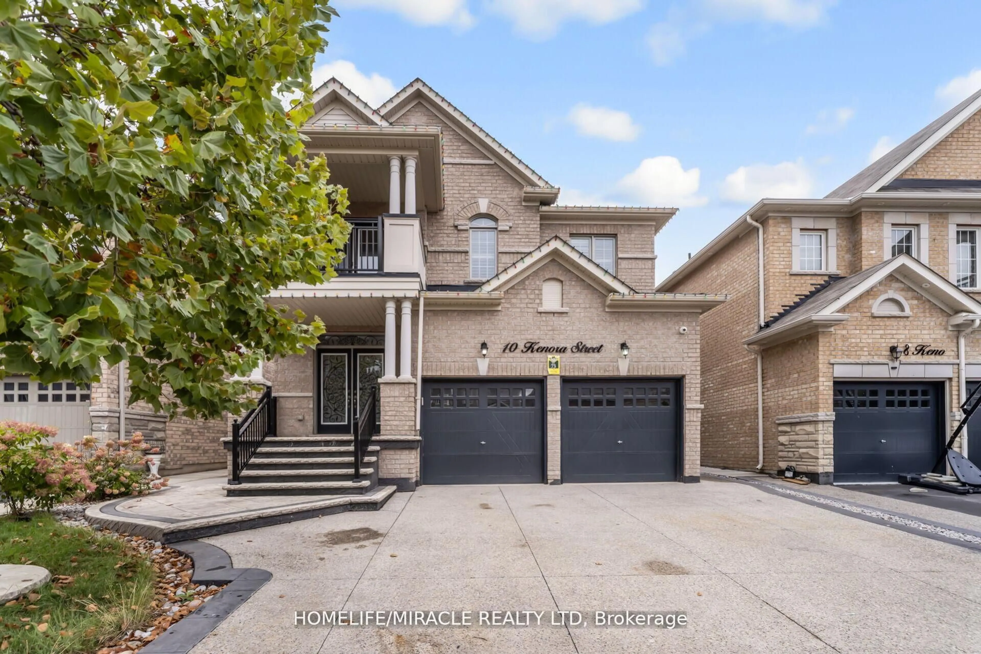 Home with brick exterior material, street for 10 Kenora St, Brampton Ontario L6X 5N8