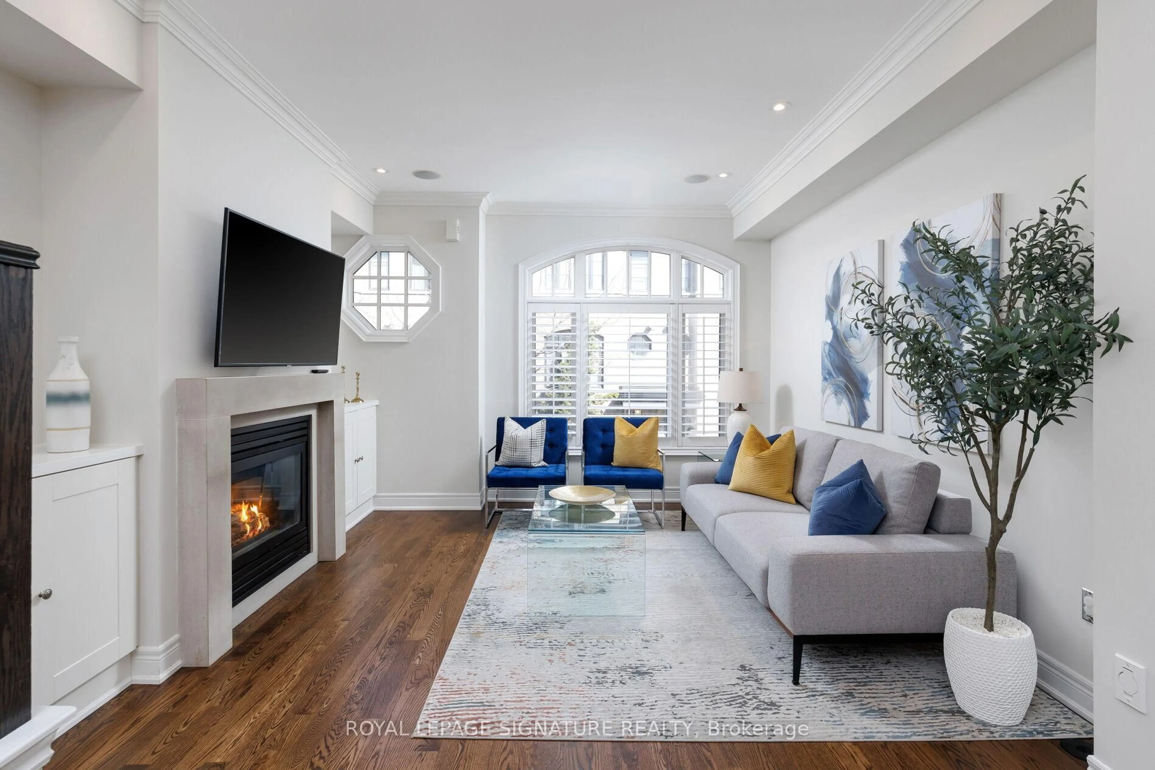 Living room with furniture, unknown for 59 Lobo Mews, Toronto Ontario M8Z 0B2