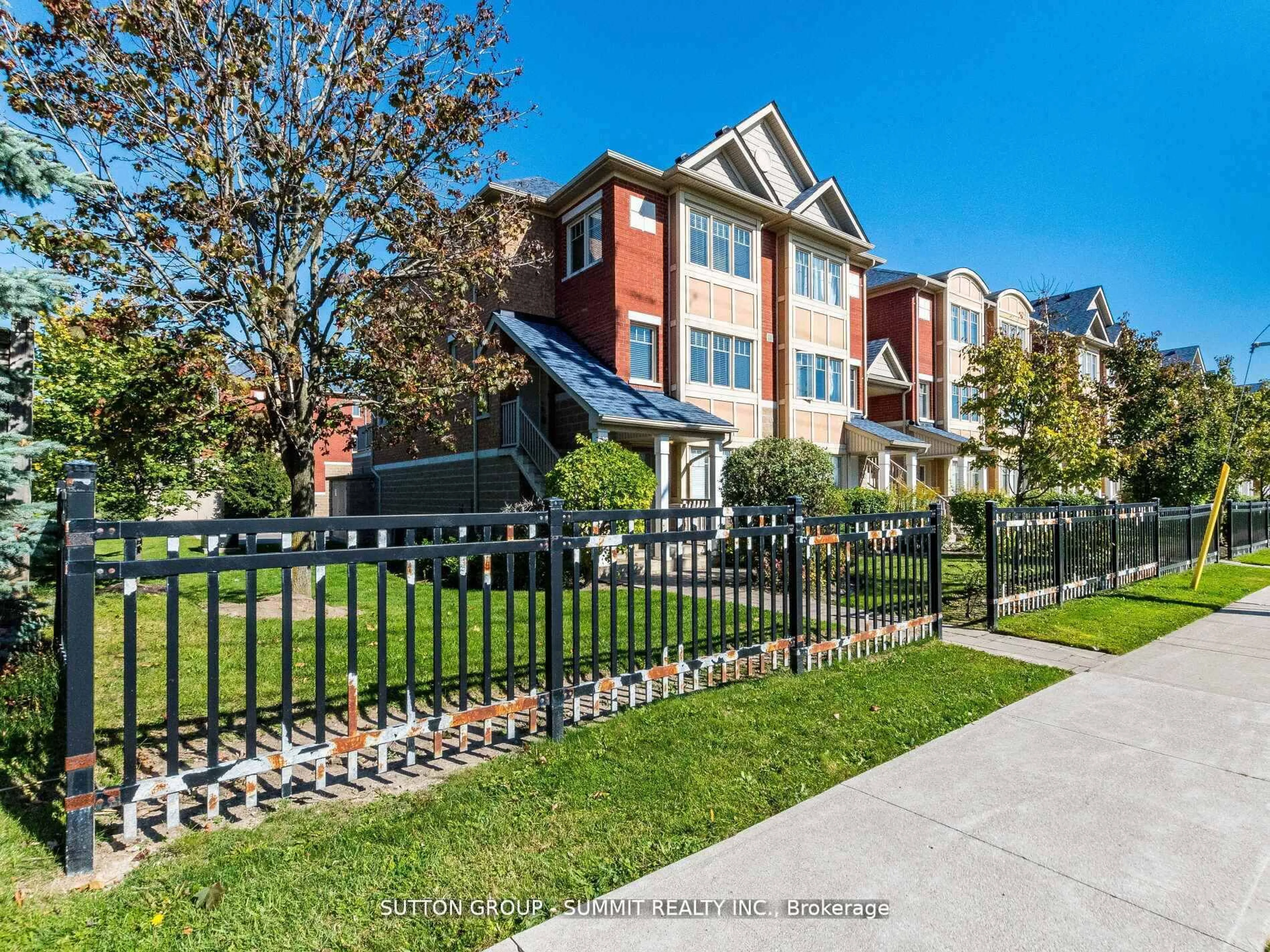 Home with brick exterior material, street for 5035 NINTH Line #11, Mississauga Ontario L5M 0E6