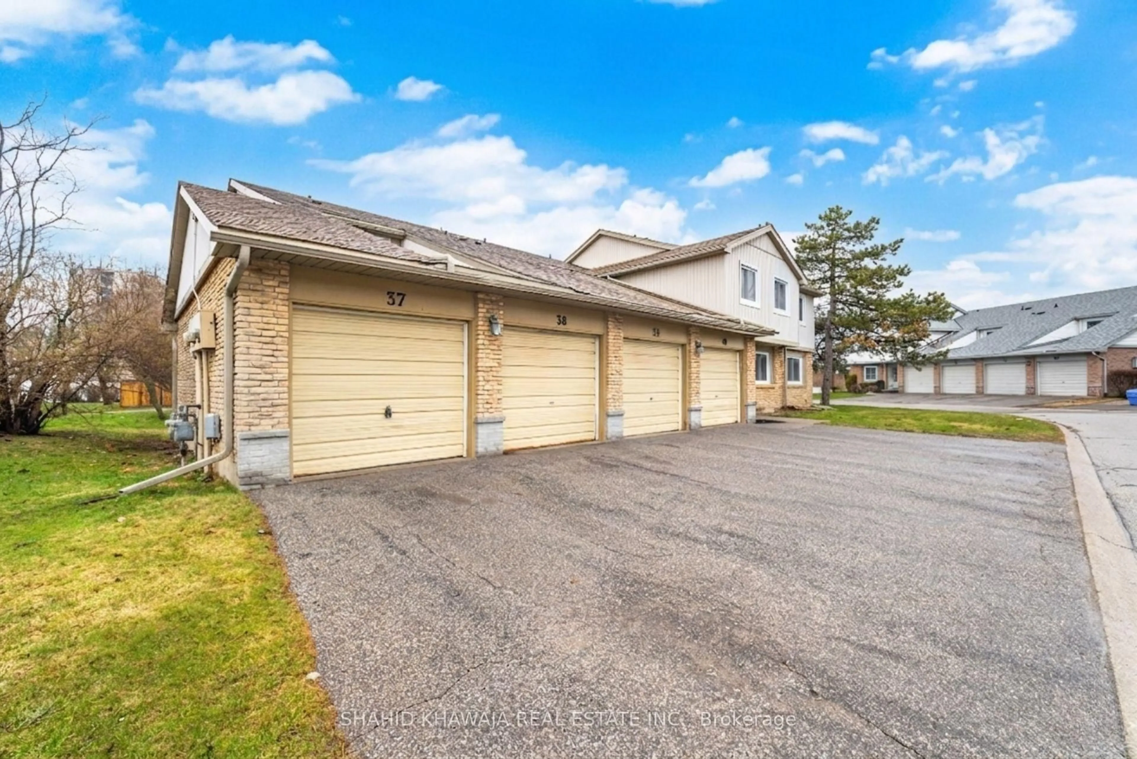 Unknown for 6777 Formentera Ave #37, Mississauga Ontario L5N 2M3