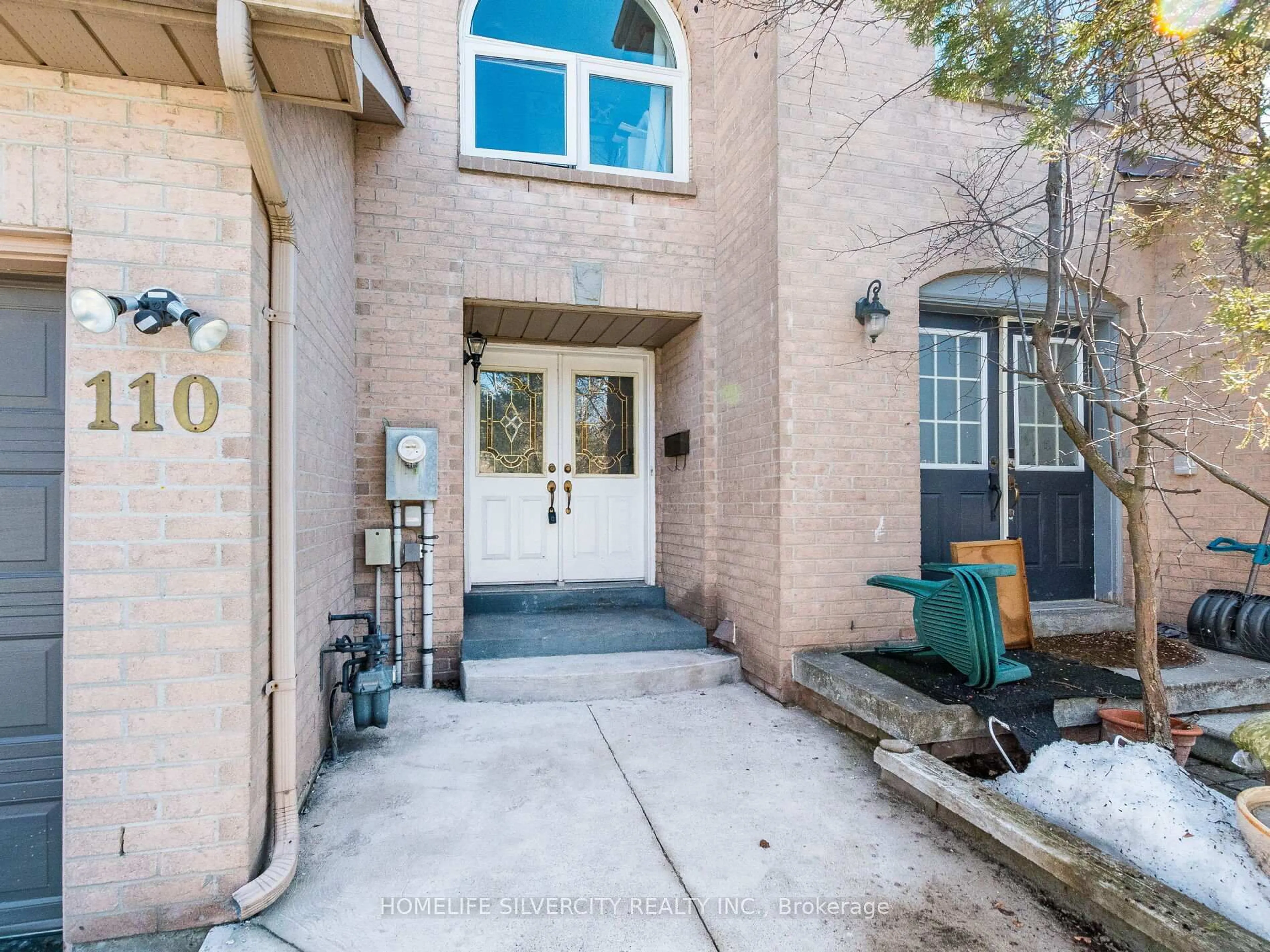 Unknown for 110 Richwood Cres, Brampton Ontario L6X 4K7