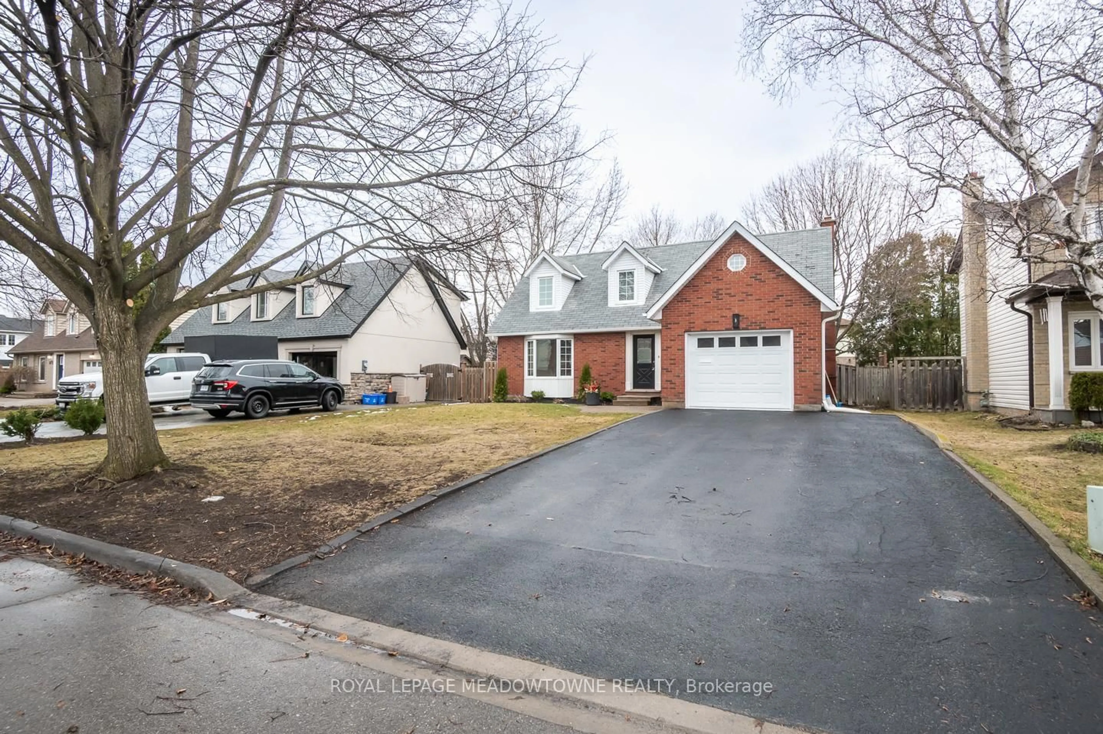 Home with brick exterior material, street for 877 Anderson Ave, Milton Ontario L9T 4Y5