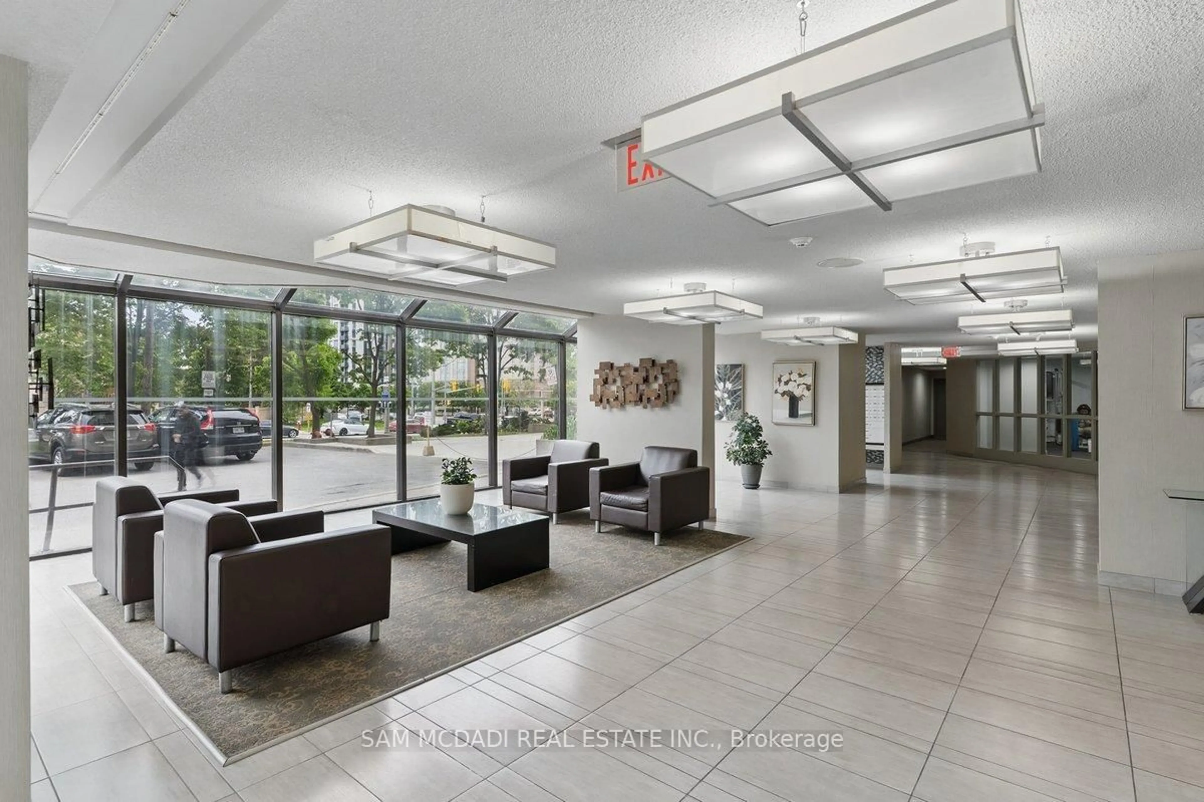 Lobby for 200 Robert Speck Pkwy #1203, Mississauga Ontario L4Z 1S3