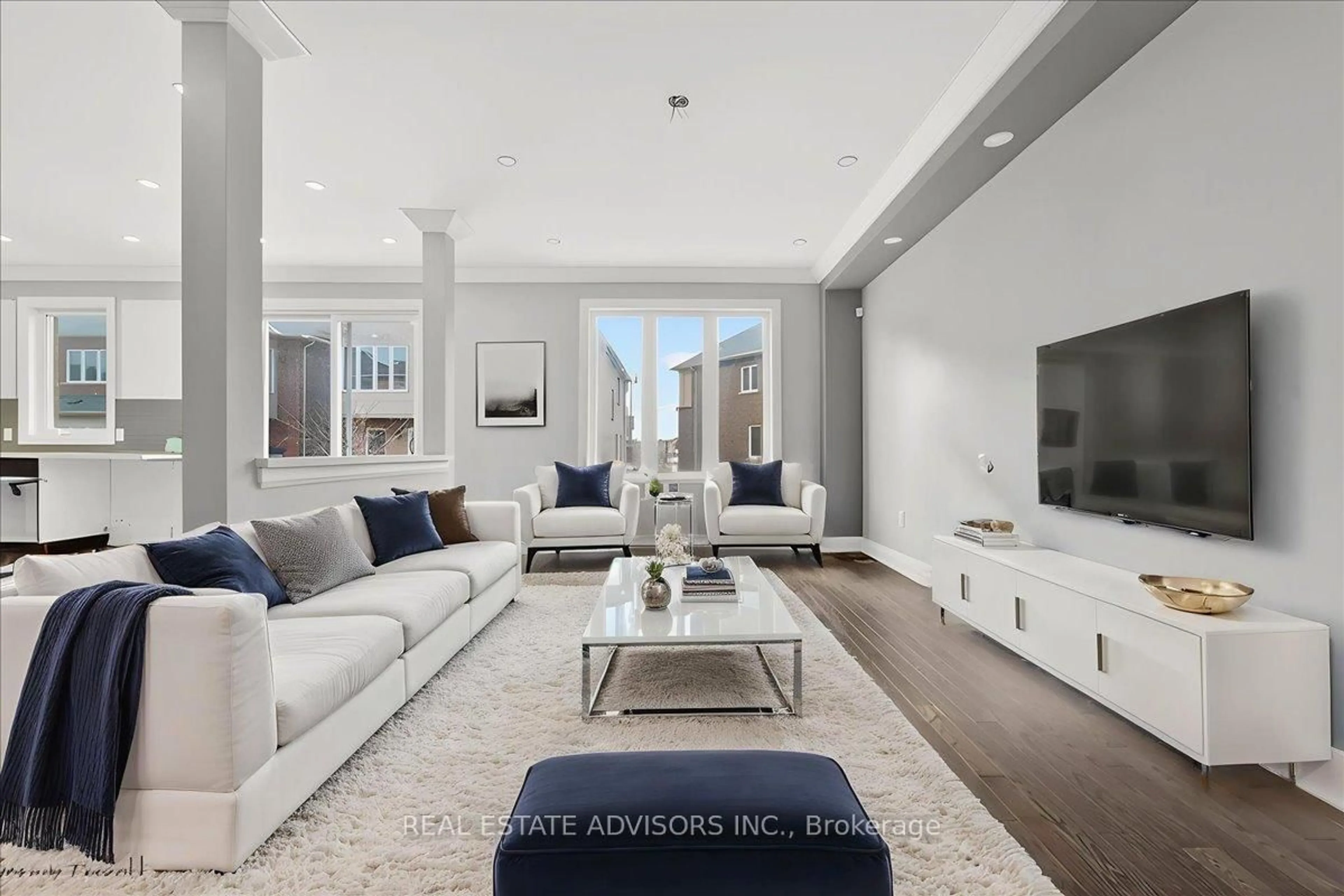 Living room with furniture, unknown for 39 Unwind Cres, Brampton Ontario L6X 0B3