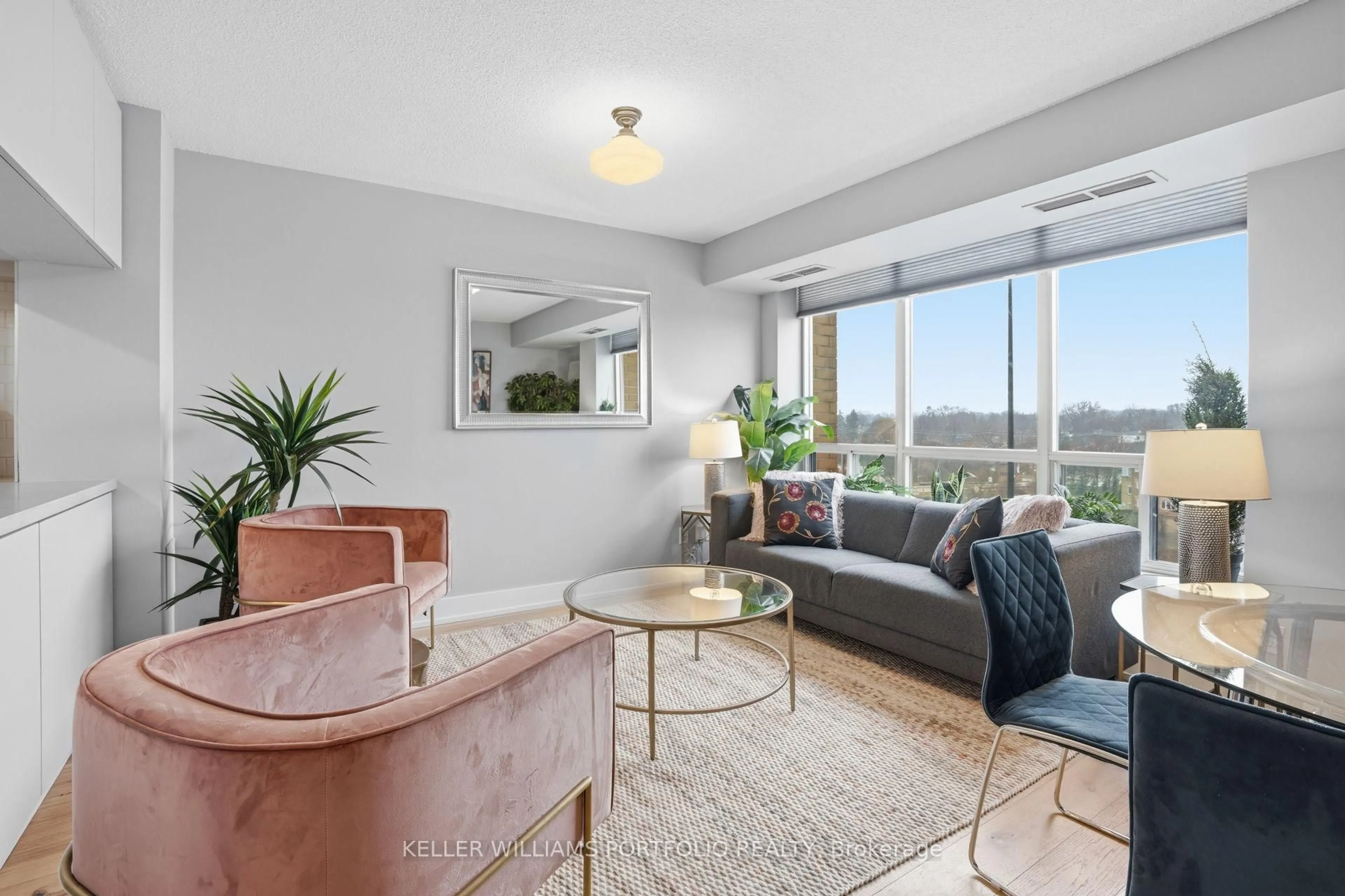 Living room with furniture, unknown for 190 Manitoba St #802, Toronto Ontario M8Y 3Y8