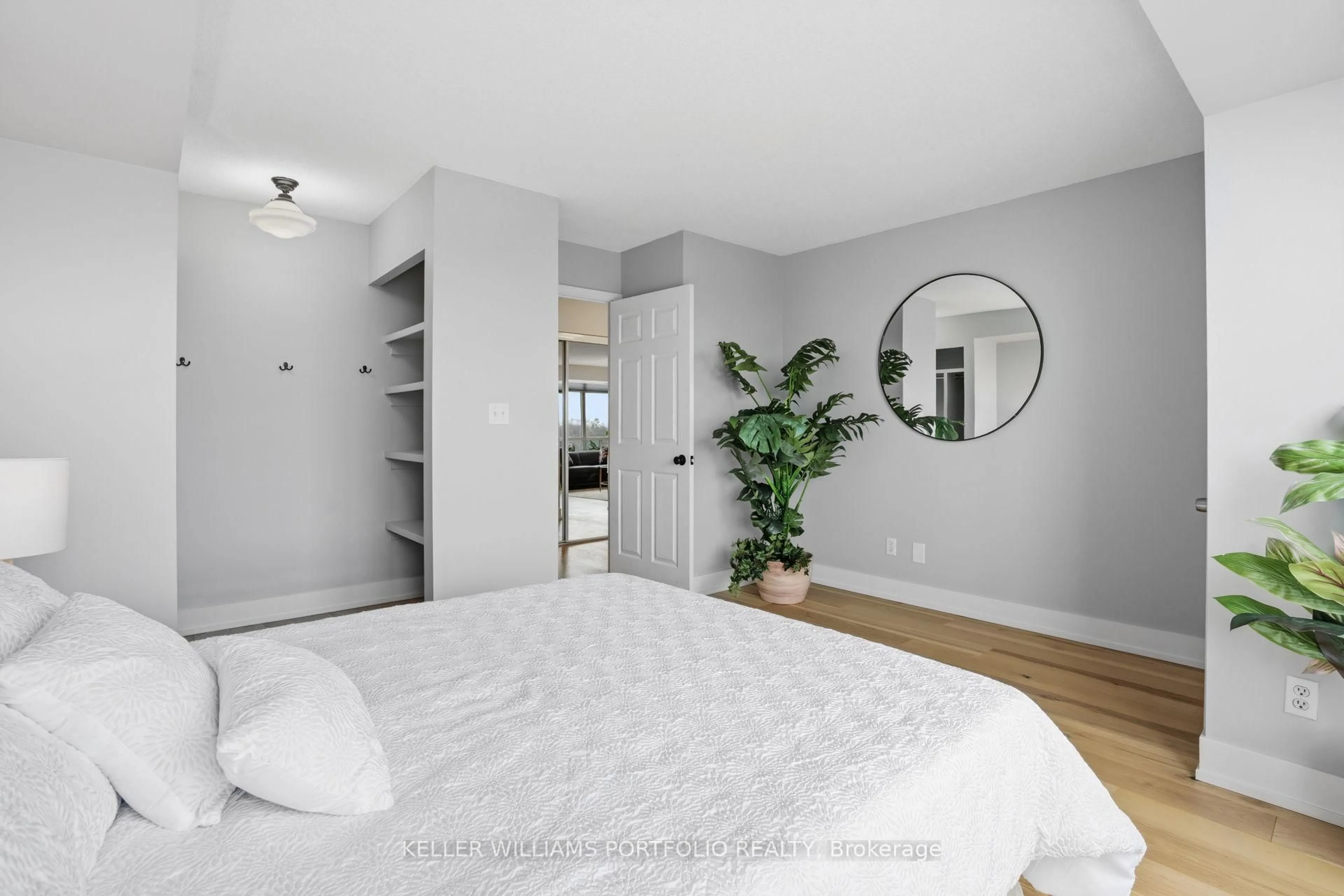Bedroom with bed, unknown for 190 Manitoba St #802, Toronto Ontario M8Y 3Y8