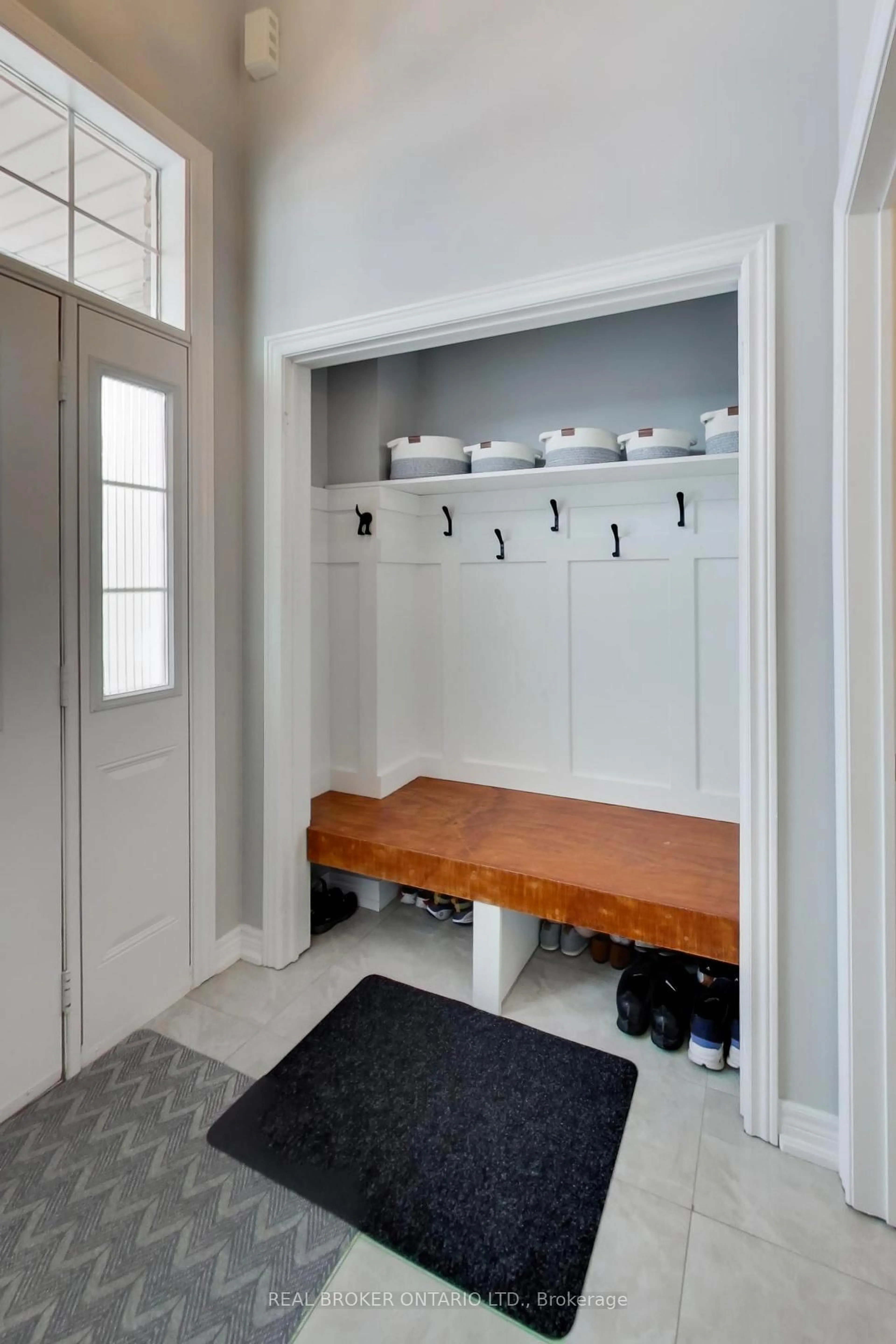 Indoor entryway for 60 Mary Chapman Blvd, Toronto Ontario M9M 0B2