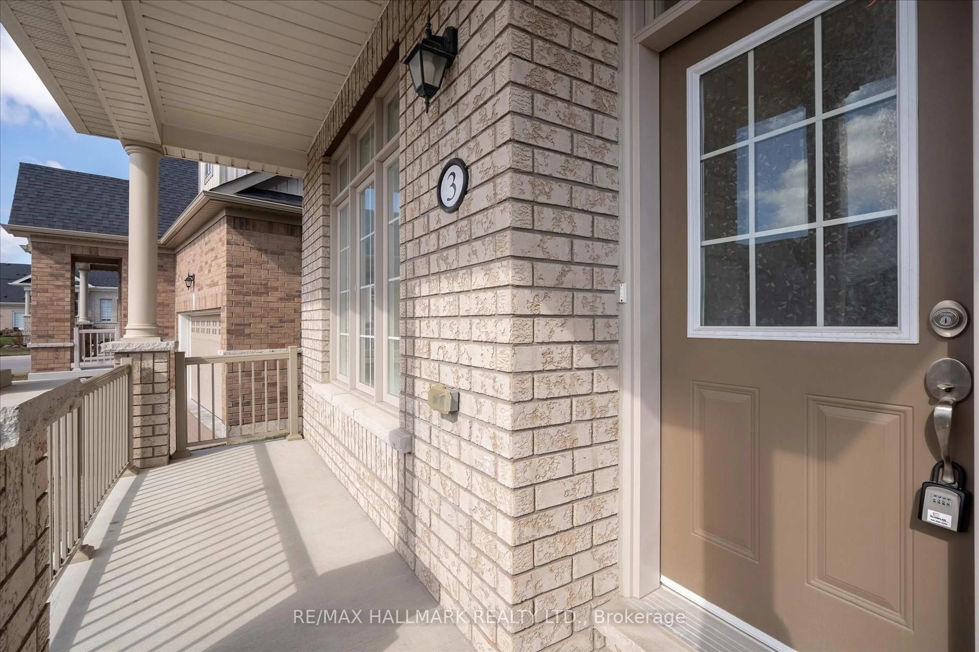 Unknown for 3 Gumtree St, Brampton Ontario L6R 4C7