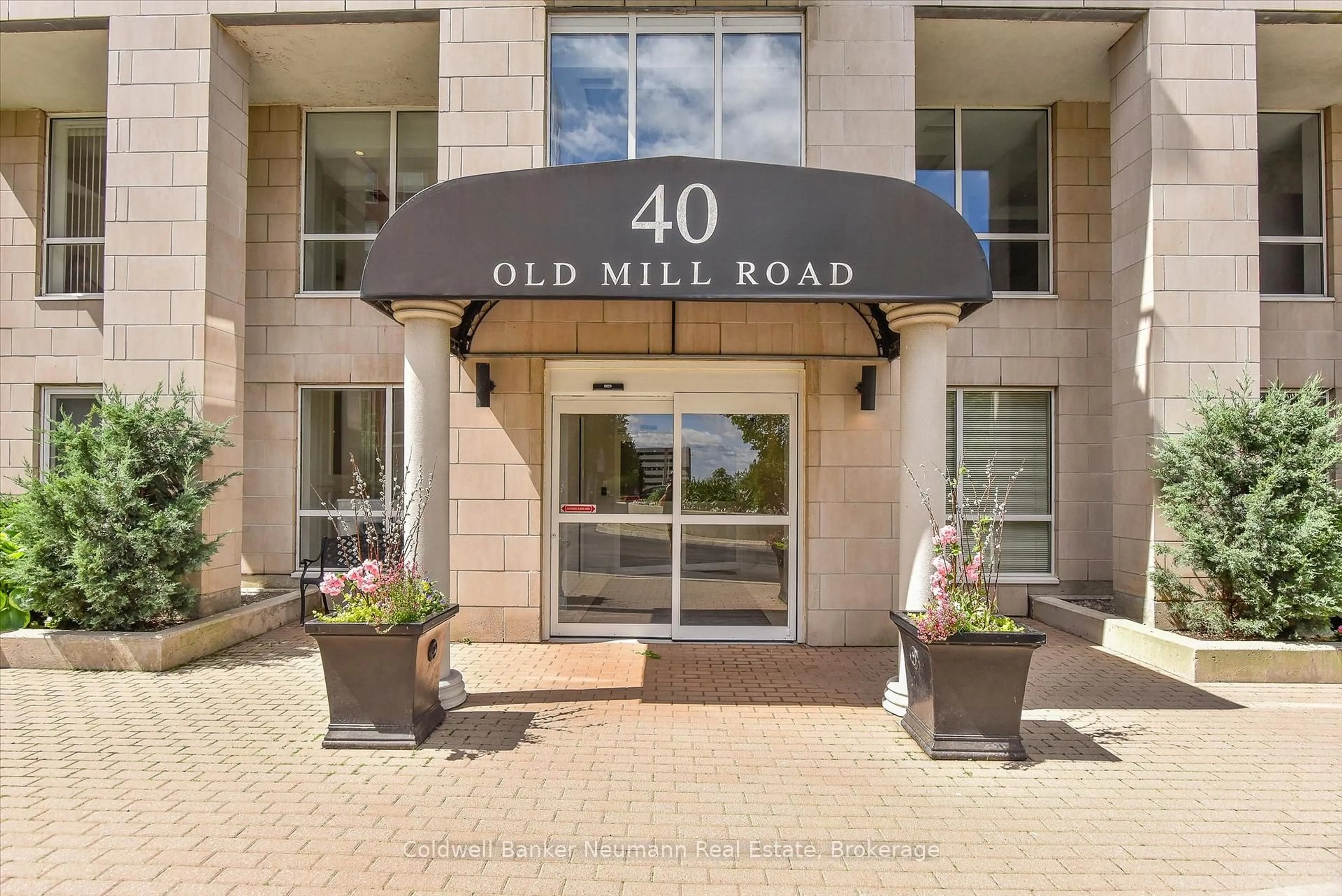 Lobby for 40 Old Mill Rd #804, Oakville Ontario L6J 7W2