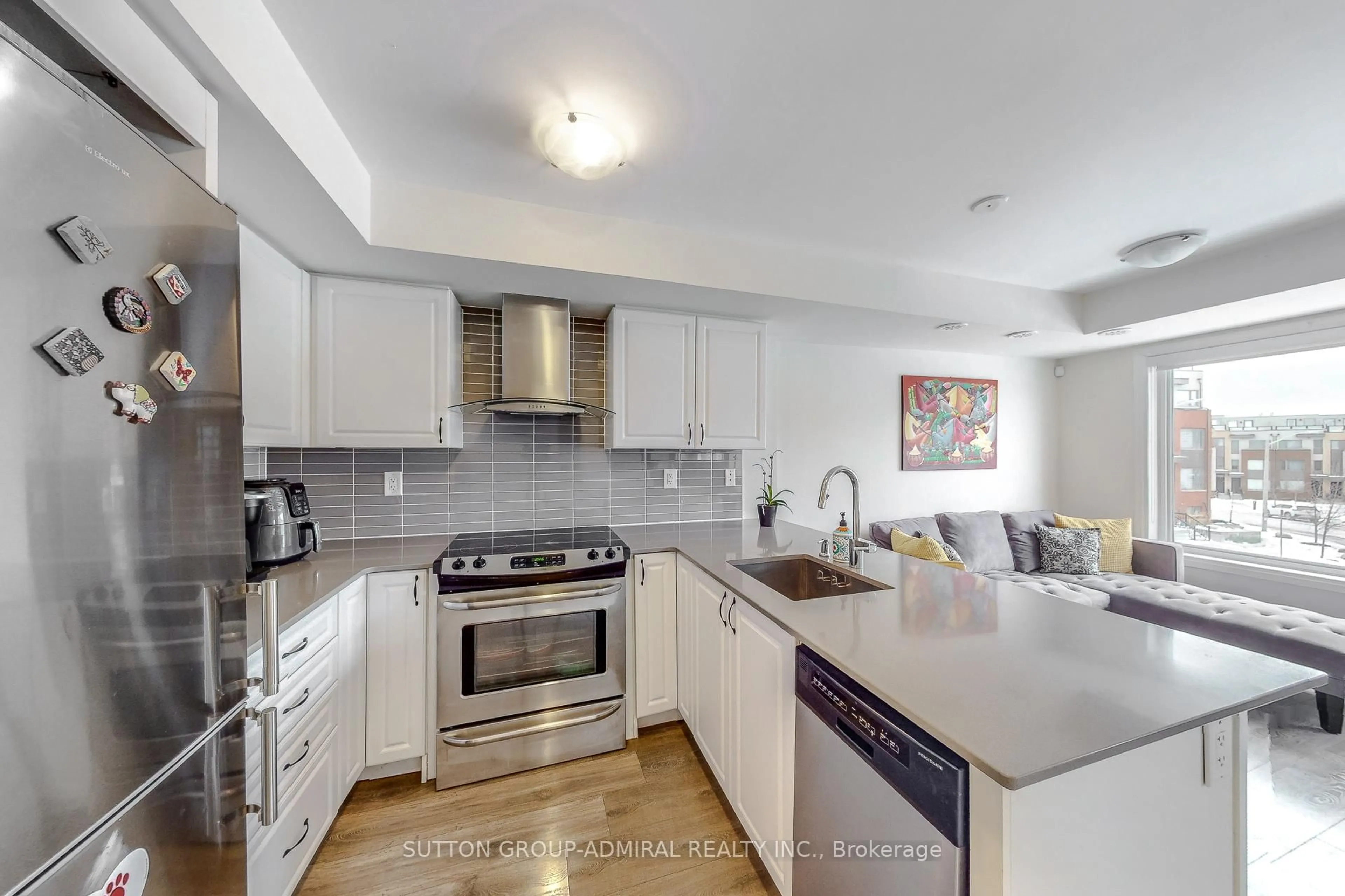Open concept kitchen, unknown for 181 William Duncan Rd #7, Toronto Ontario M3K 0B7