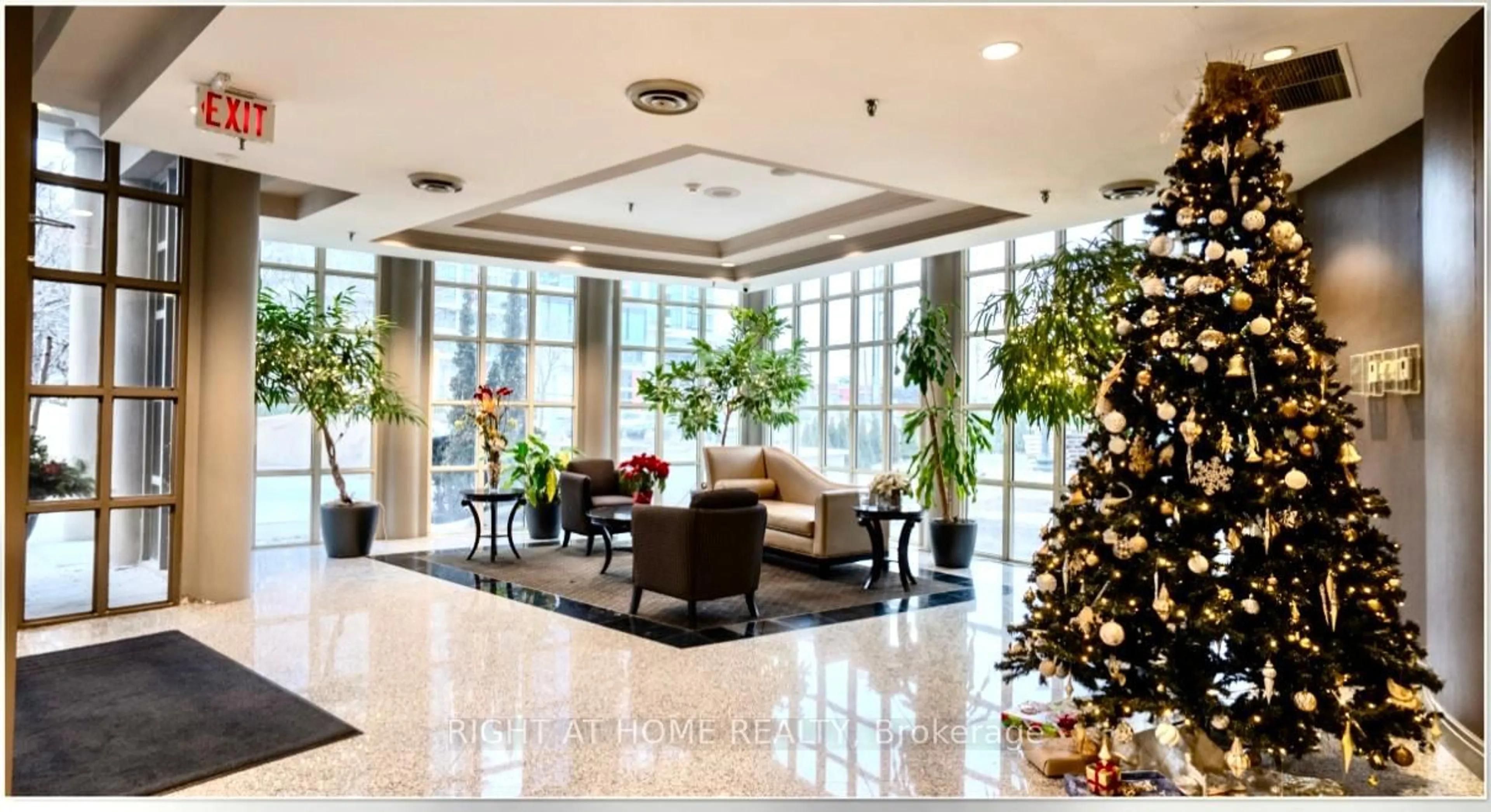 Lobby for 50 Eglinton Ave #1705, Mississauga Ontario L5R 3P5