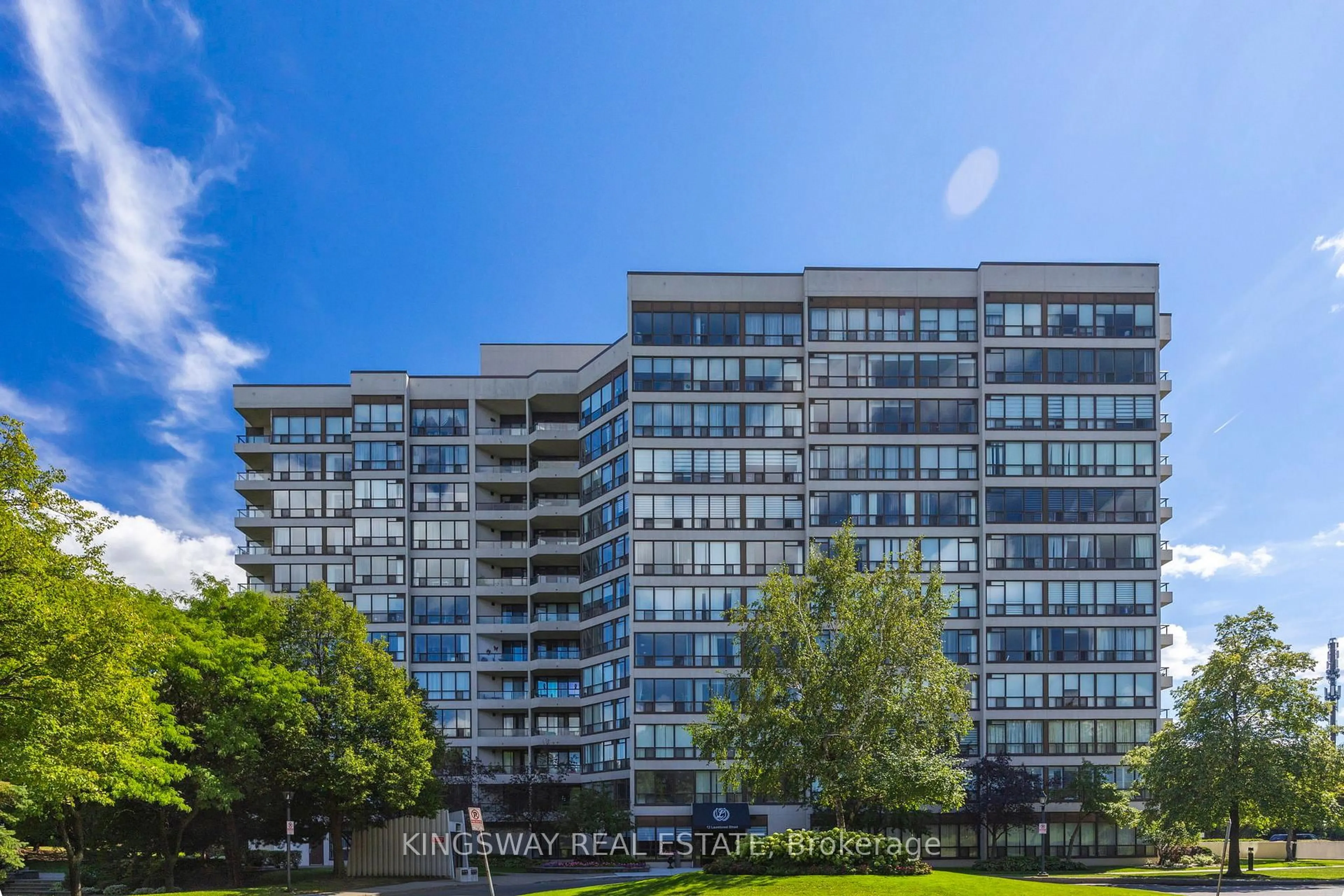 A pic from outside/outdoor area/front of a property/back of a property/a pic from drone, building for 12 Laurelcrest St #507, Brampton Ontario L6S 5Y4