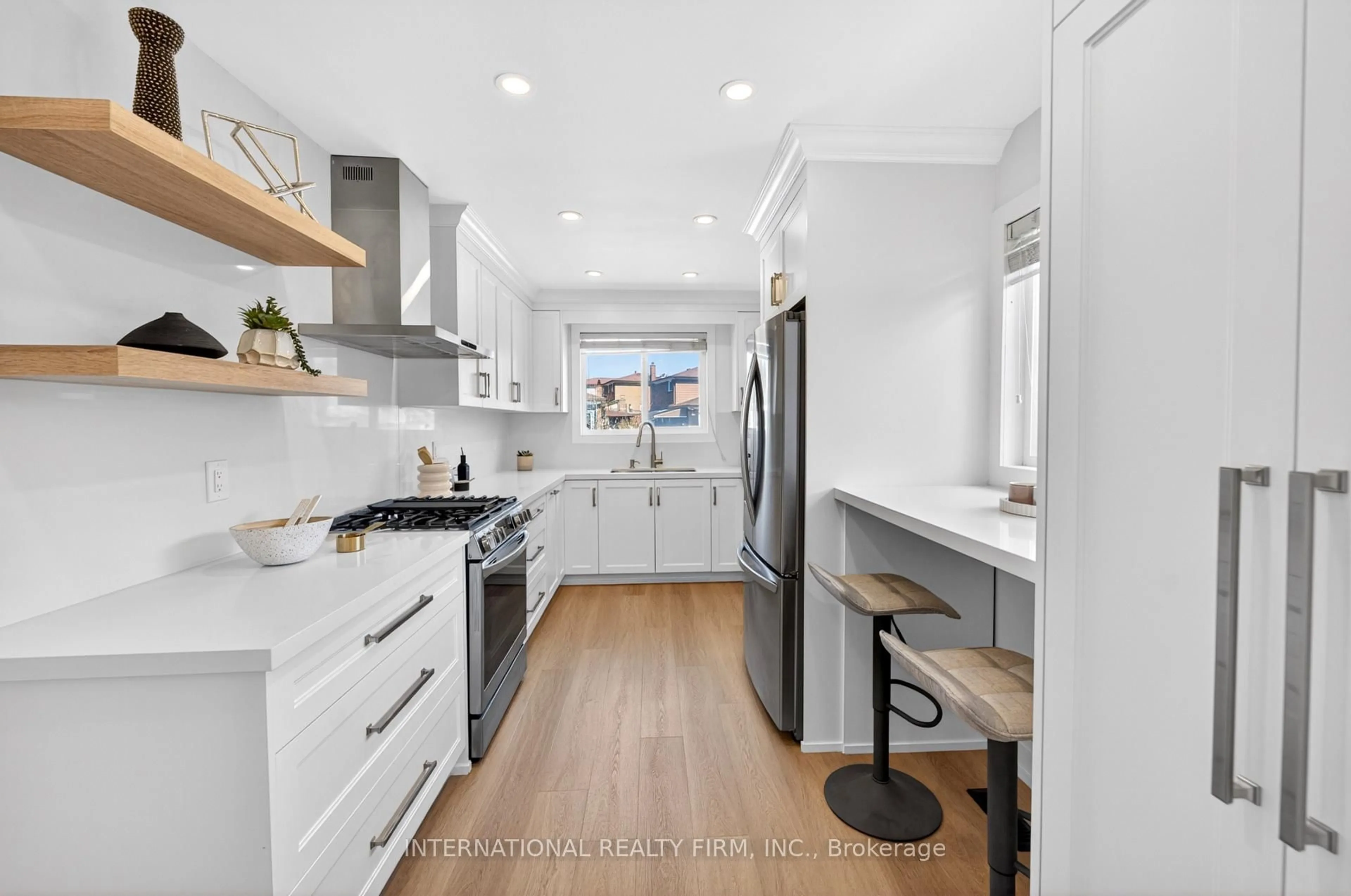 Open concept kitchen, unknown for 26 Dellbrook Cres, Toronto Ontario M9L 1E2