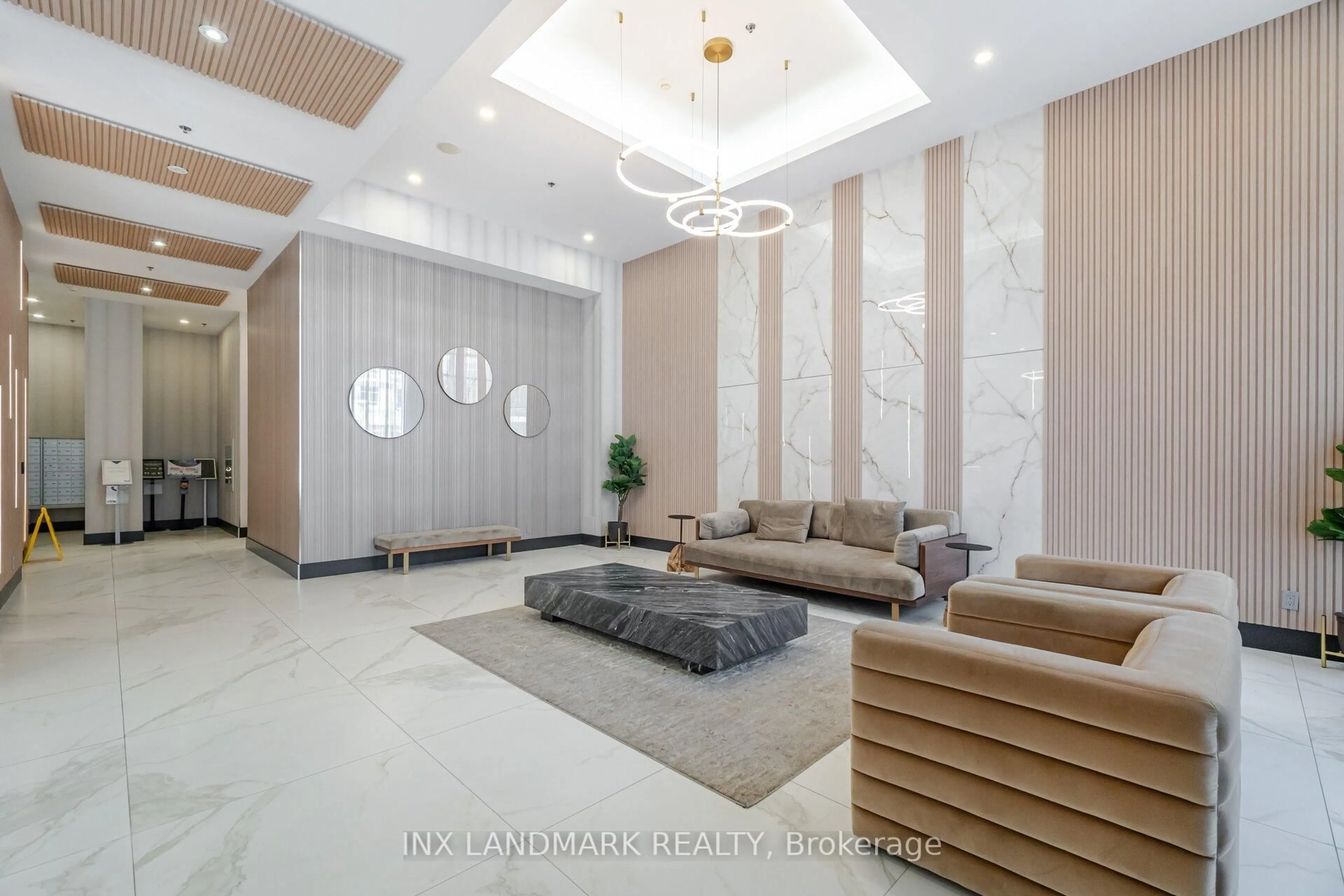 Lobby for 4070 Confederation Pkwy #517, Mississauga Ontario L5B 0E9