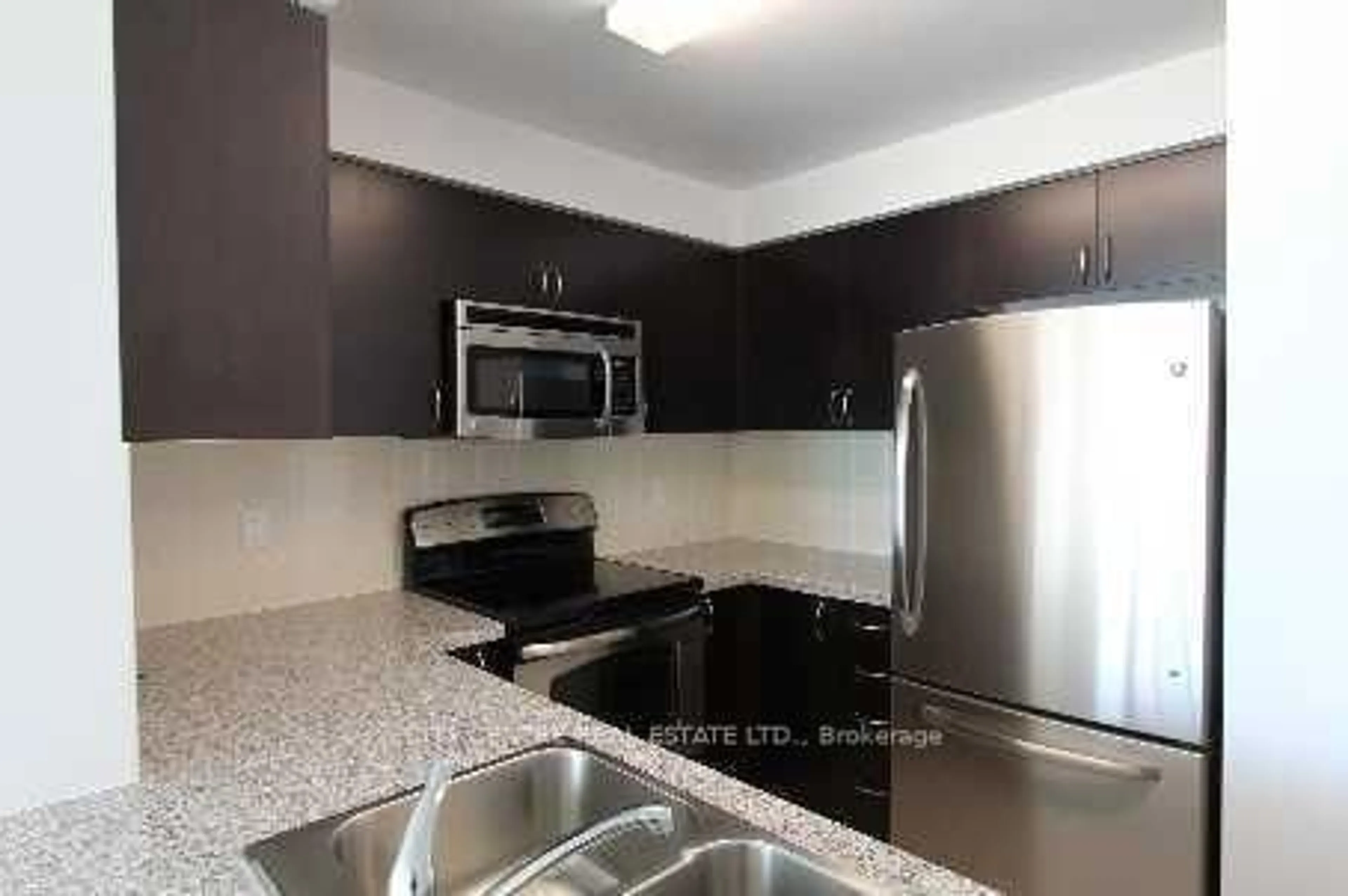 Standard kitchen, unknown for 4900 Glen Erin Dr #1507, Mississauga Ontario L5M 7S2