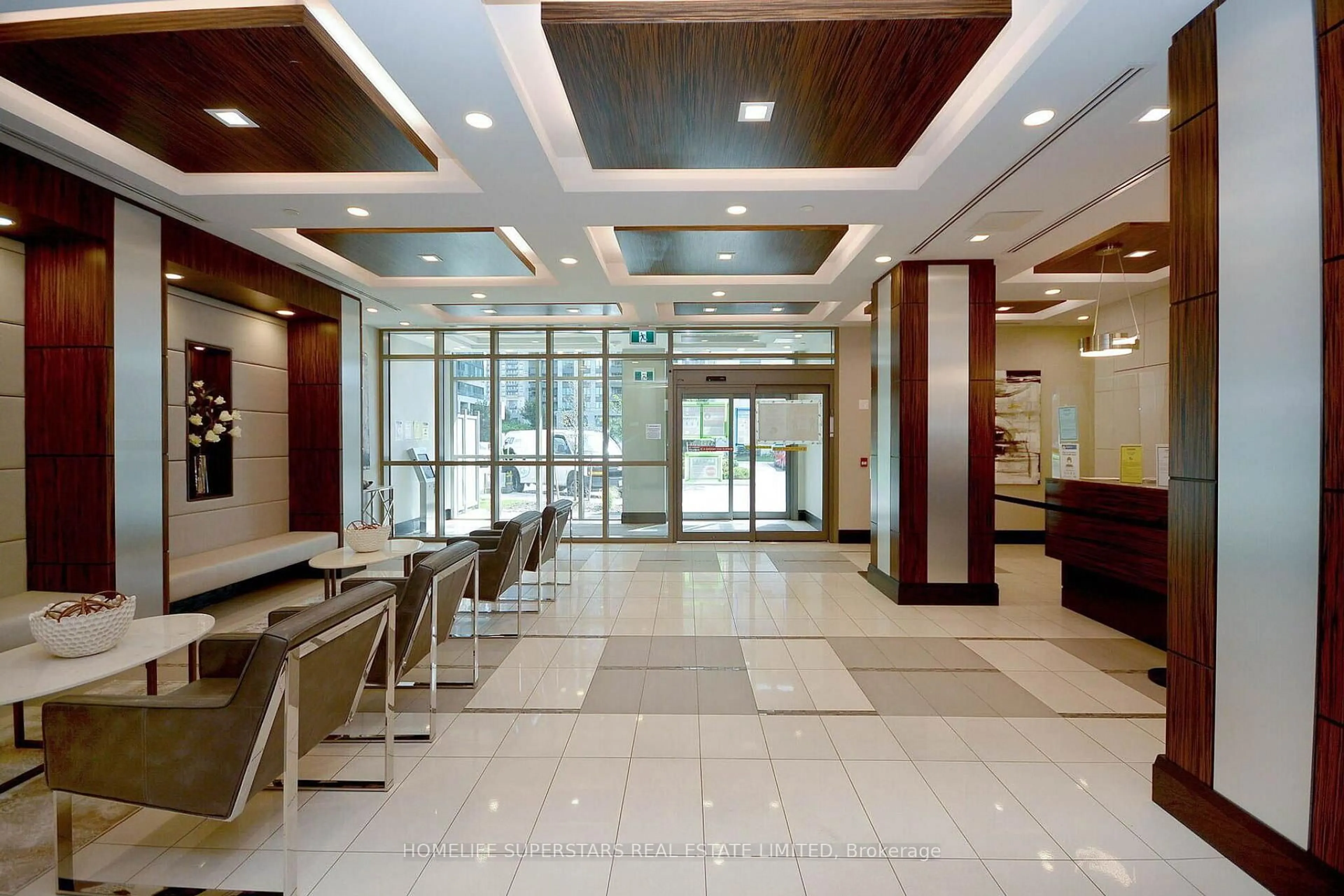 Lobby for 349 Rathburn Rd #2208, Mississauga Ontario L5B 0G1
