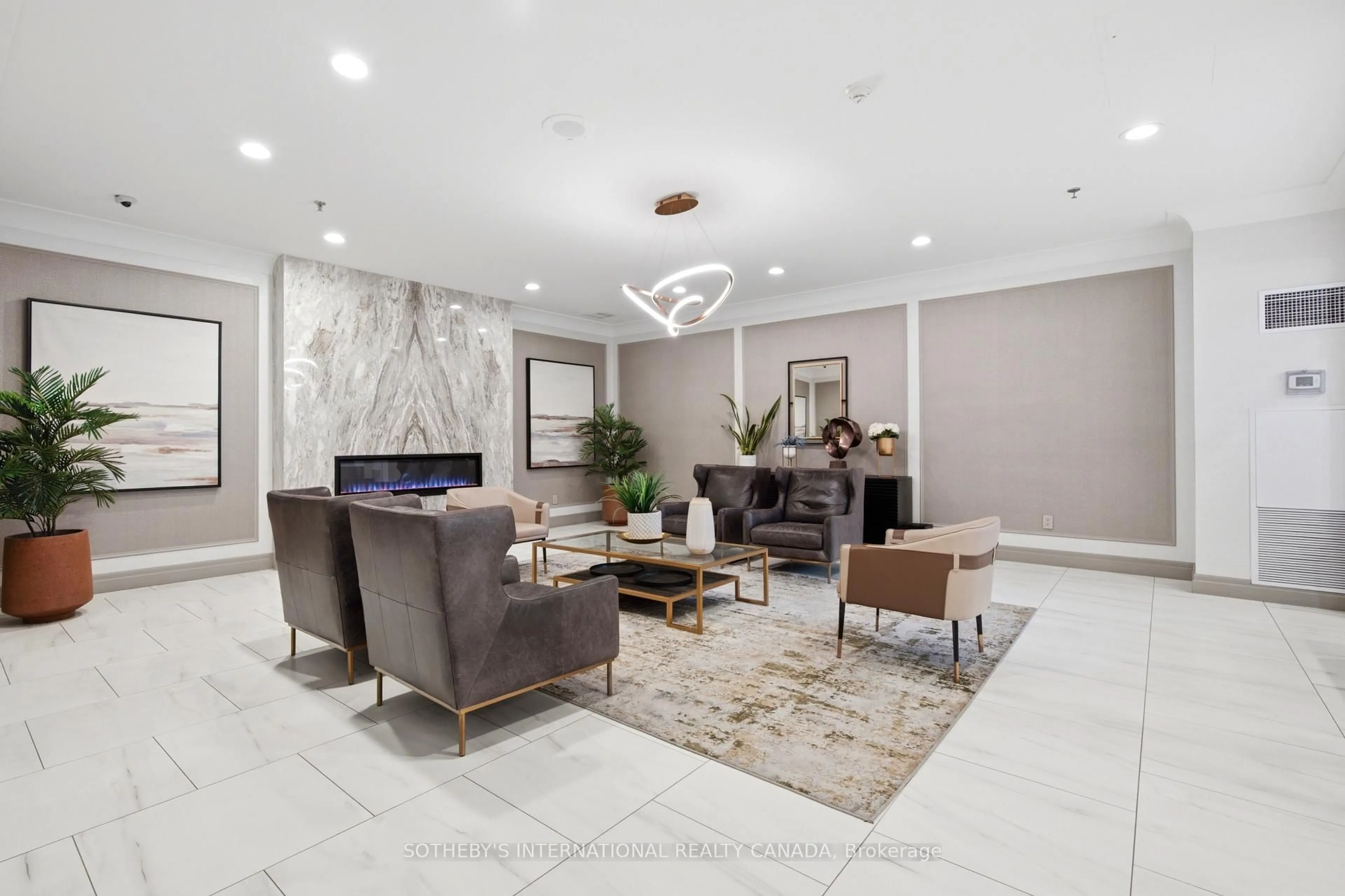 Lobby for 75 King St #1202, Mississauga Ontario L5A 4G5