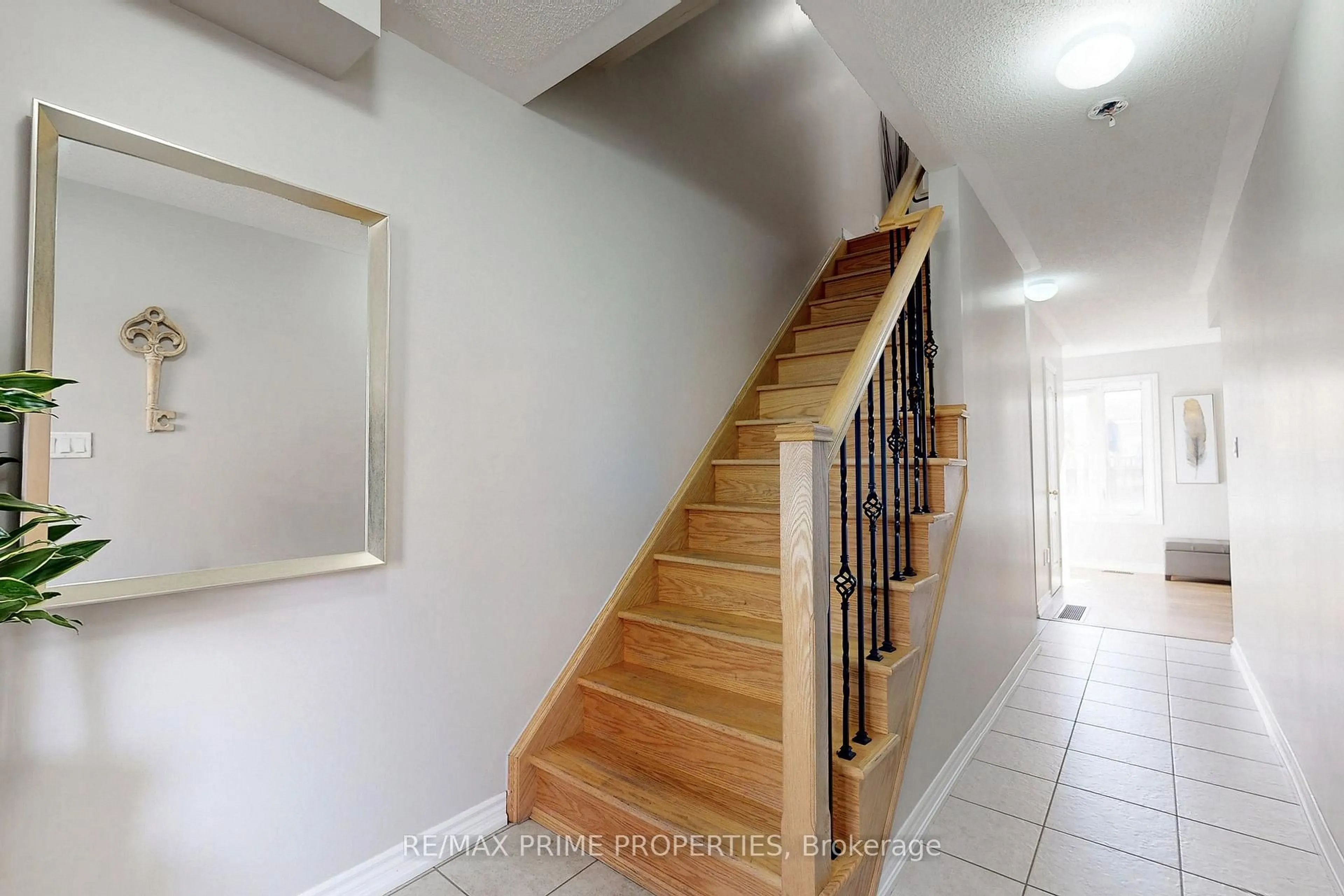Stairs for 21 Sprucewood Rd, Brampton Ontario L6Z 0J0