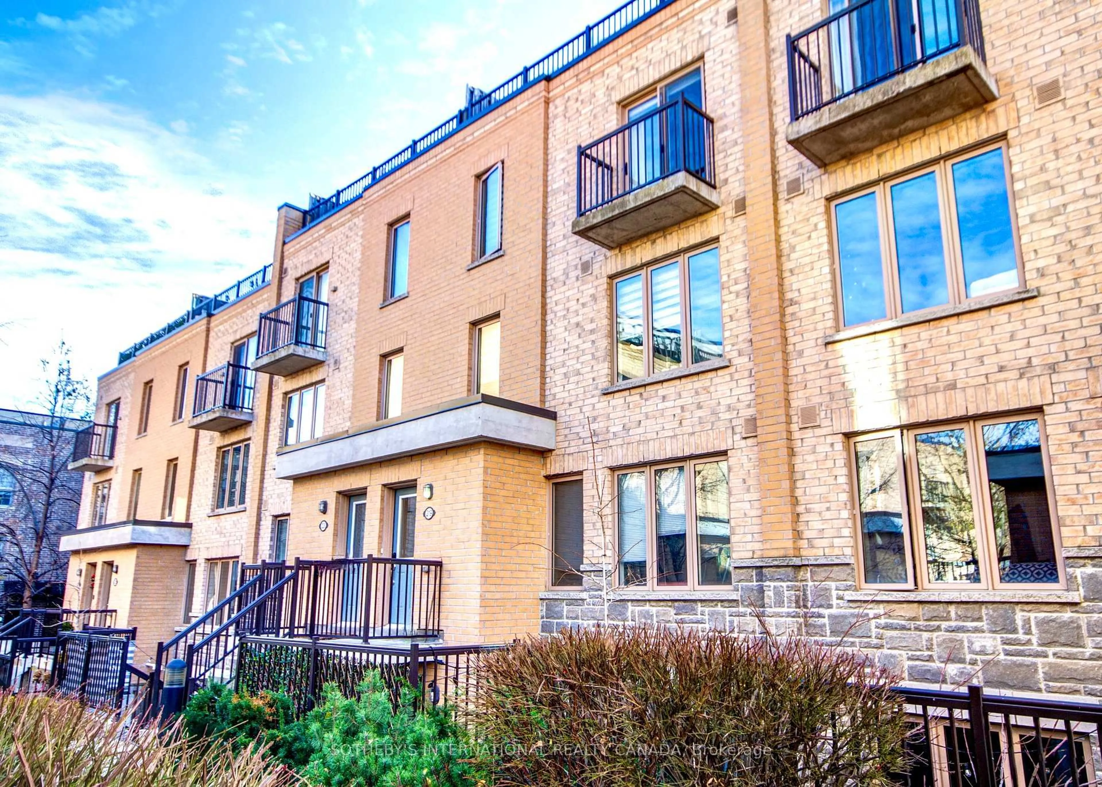 Unknown for 7 Foundry Ave #219, Toronto Ontario M6H 0B7